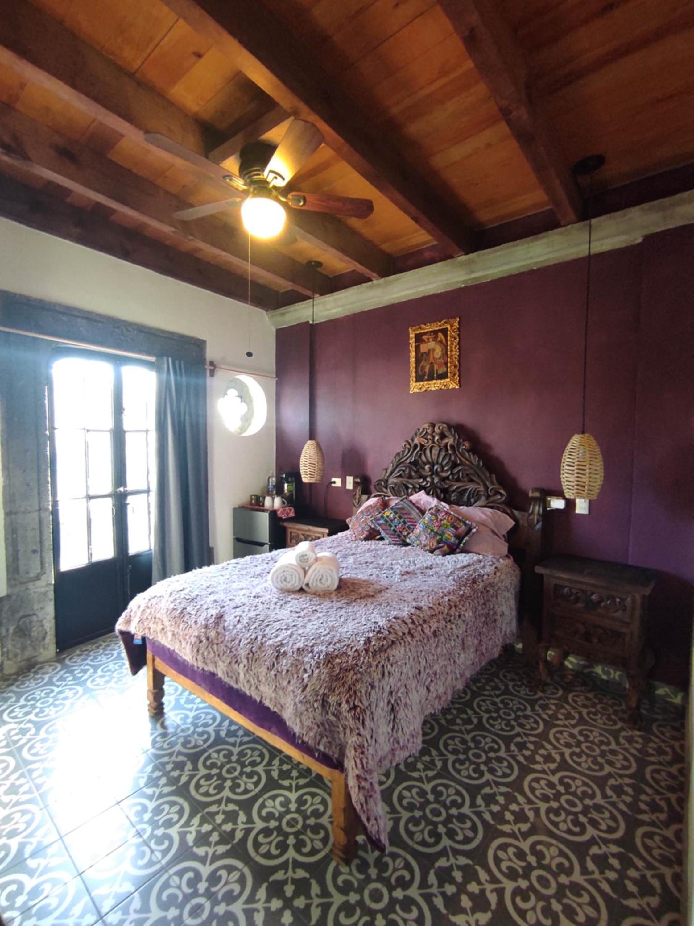 Studio with Balcony - Photo 4