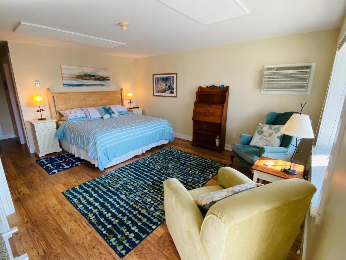 King Room with Lake View photo 1