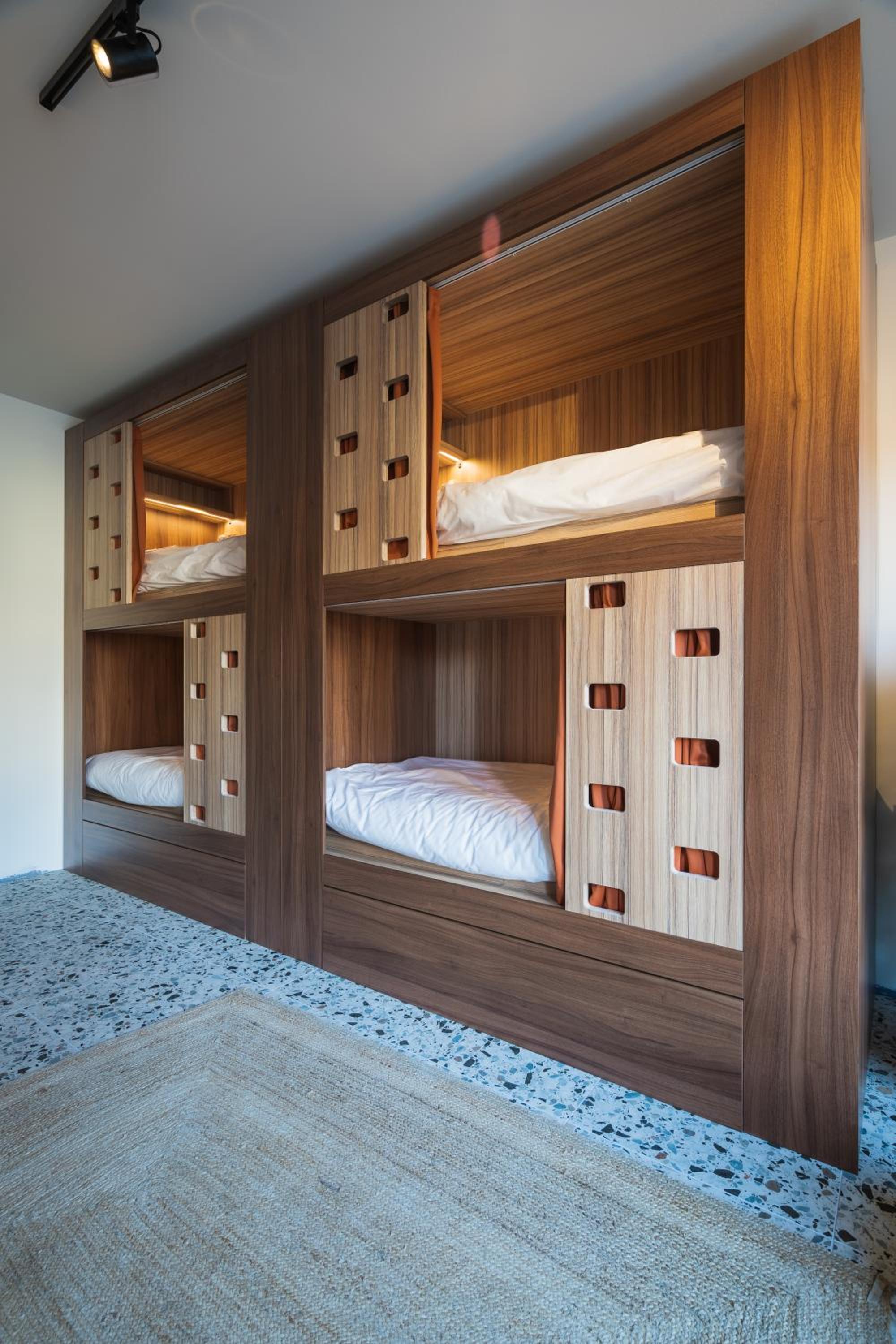 Bunk Bed in Female Dormitory Room   photo 3
