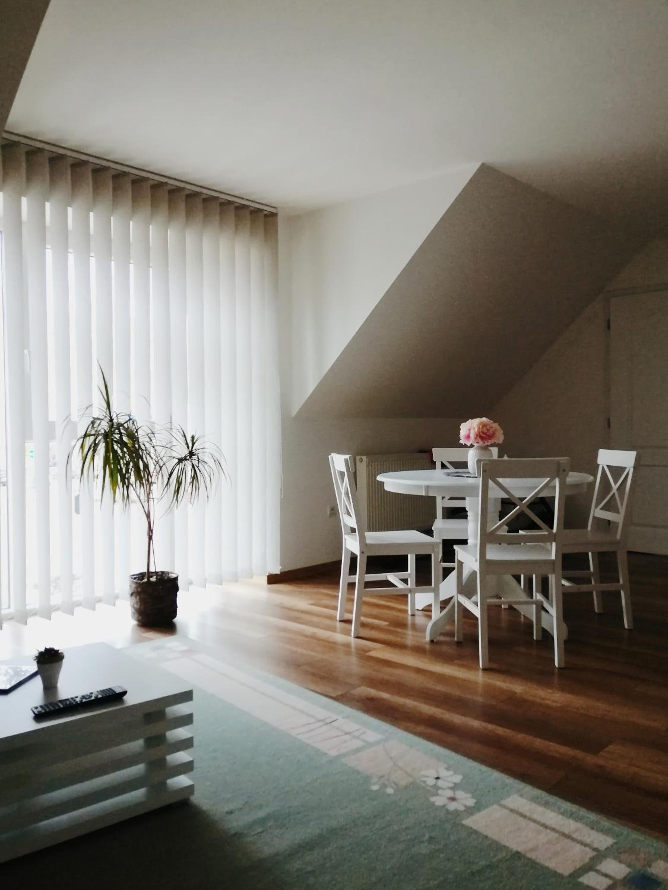 One-Bedroom Apartment - Photo 15