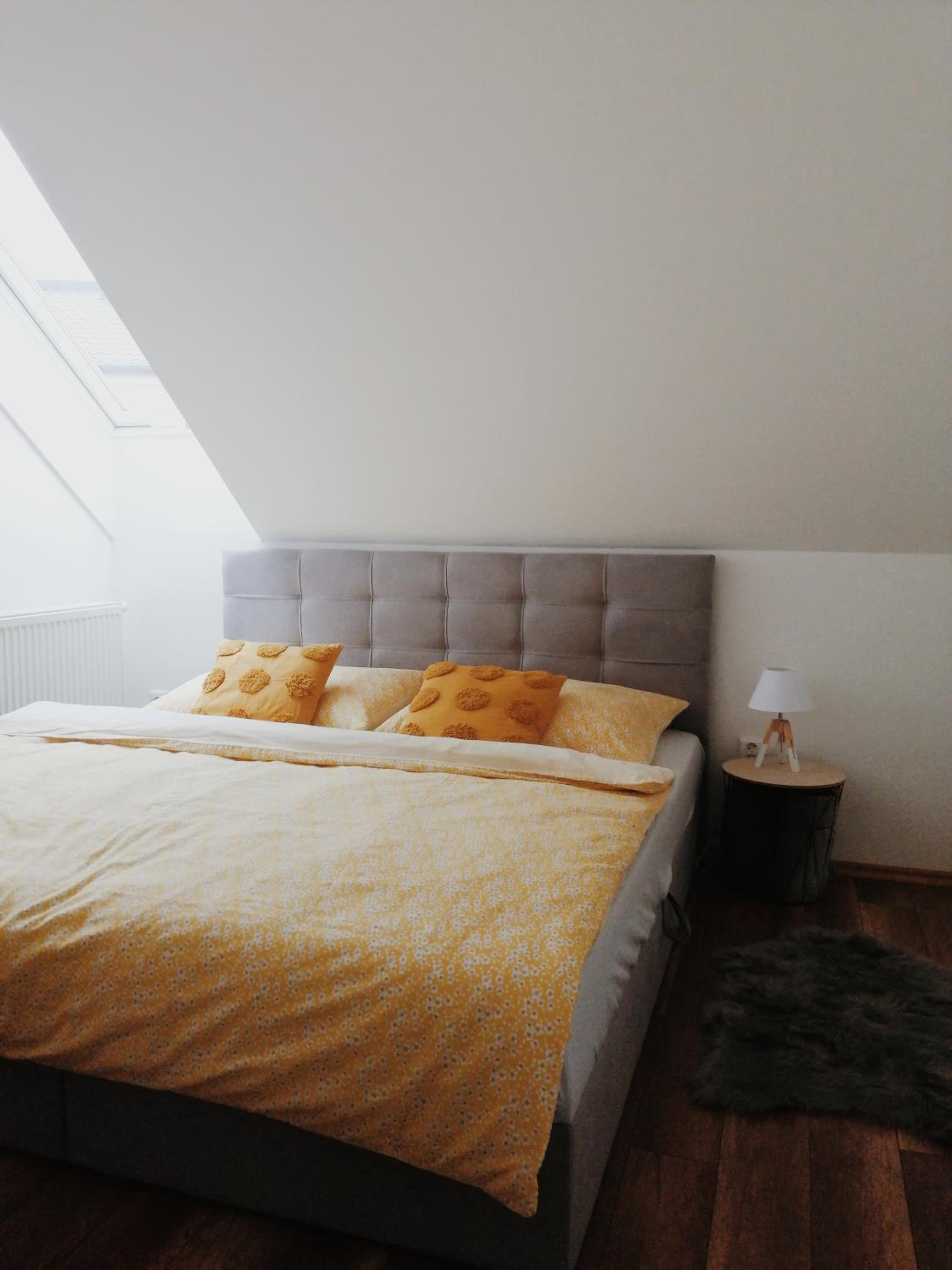 One-Bedroom Apartment - Photo 14