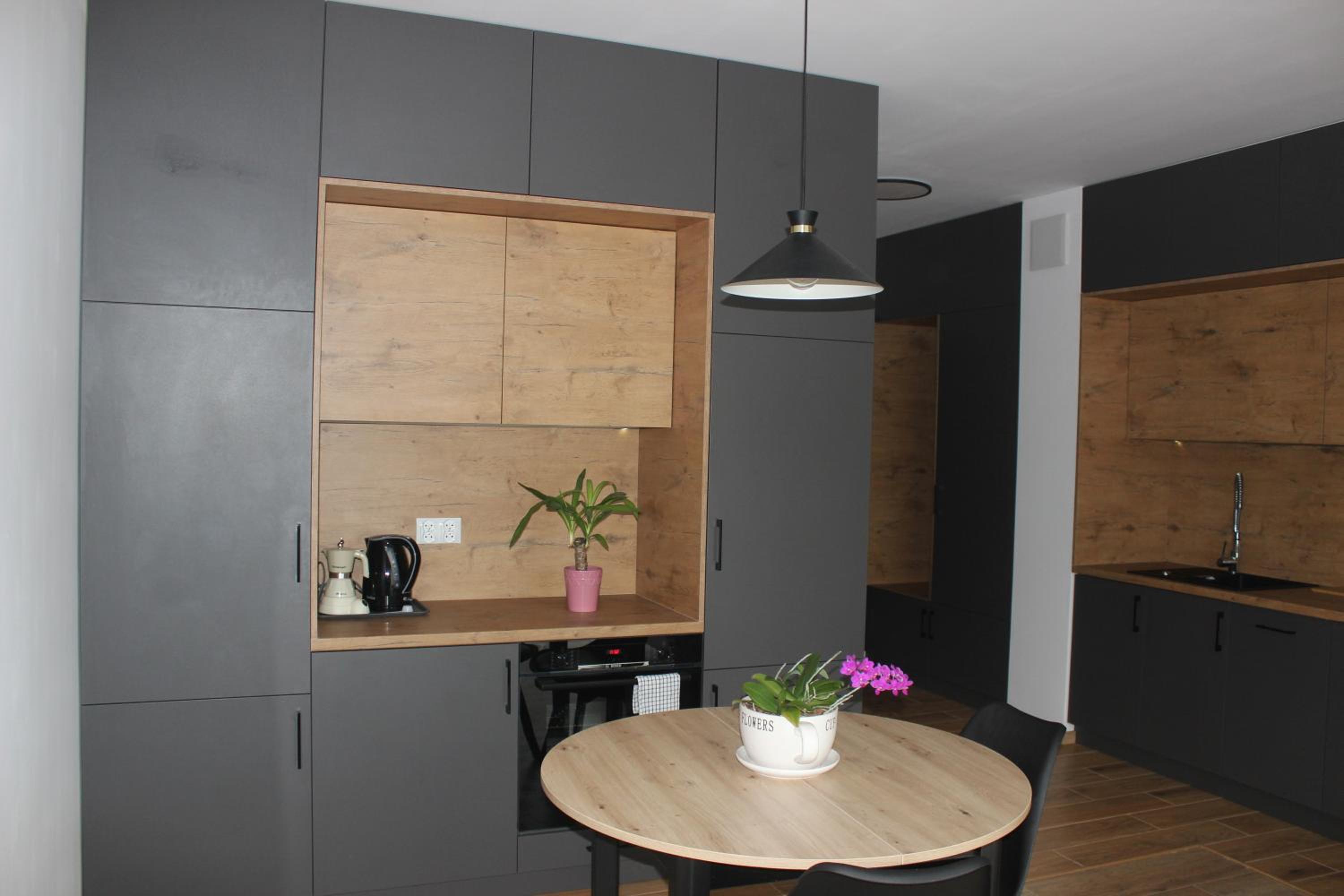 One-Bedroom Apartment - Photo 5