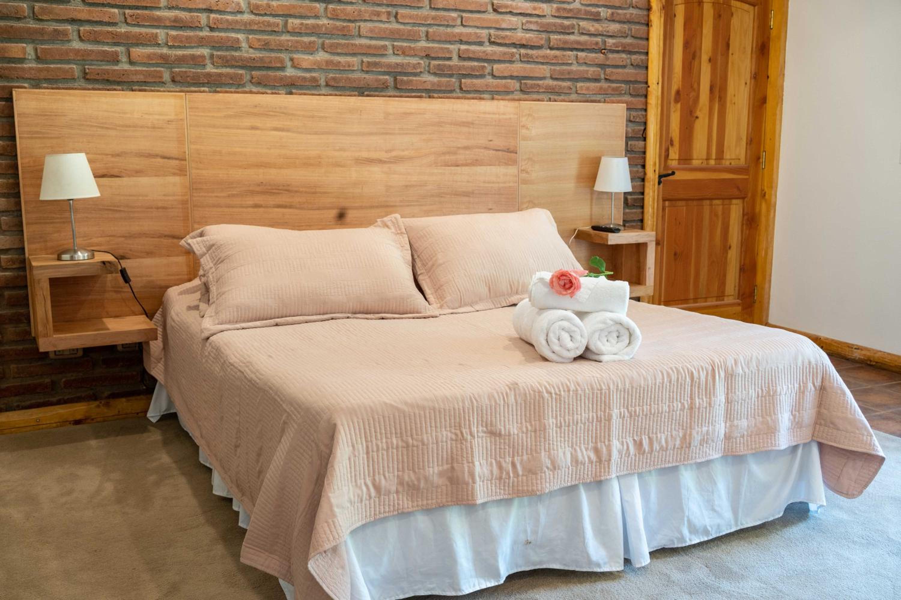 Large Double Room photo 1