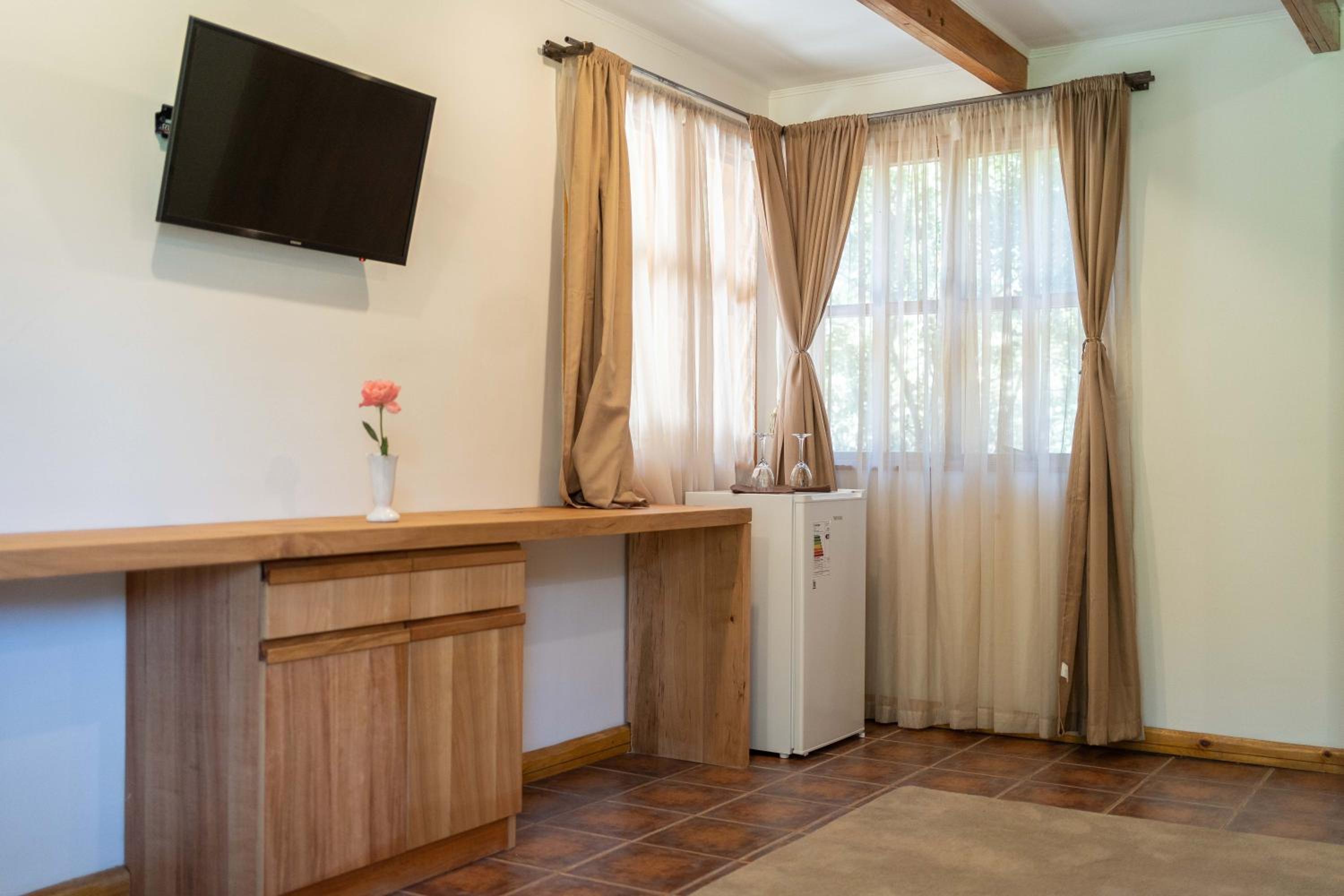 Large Double Room photo 3