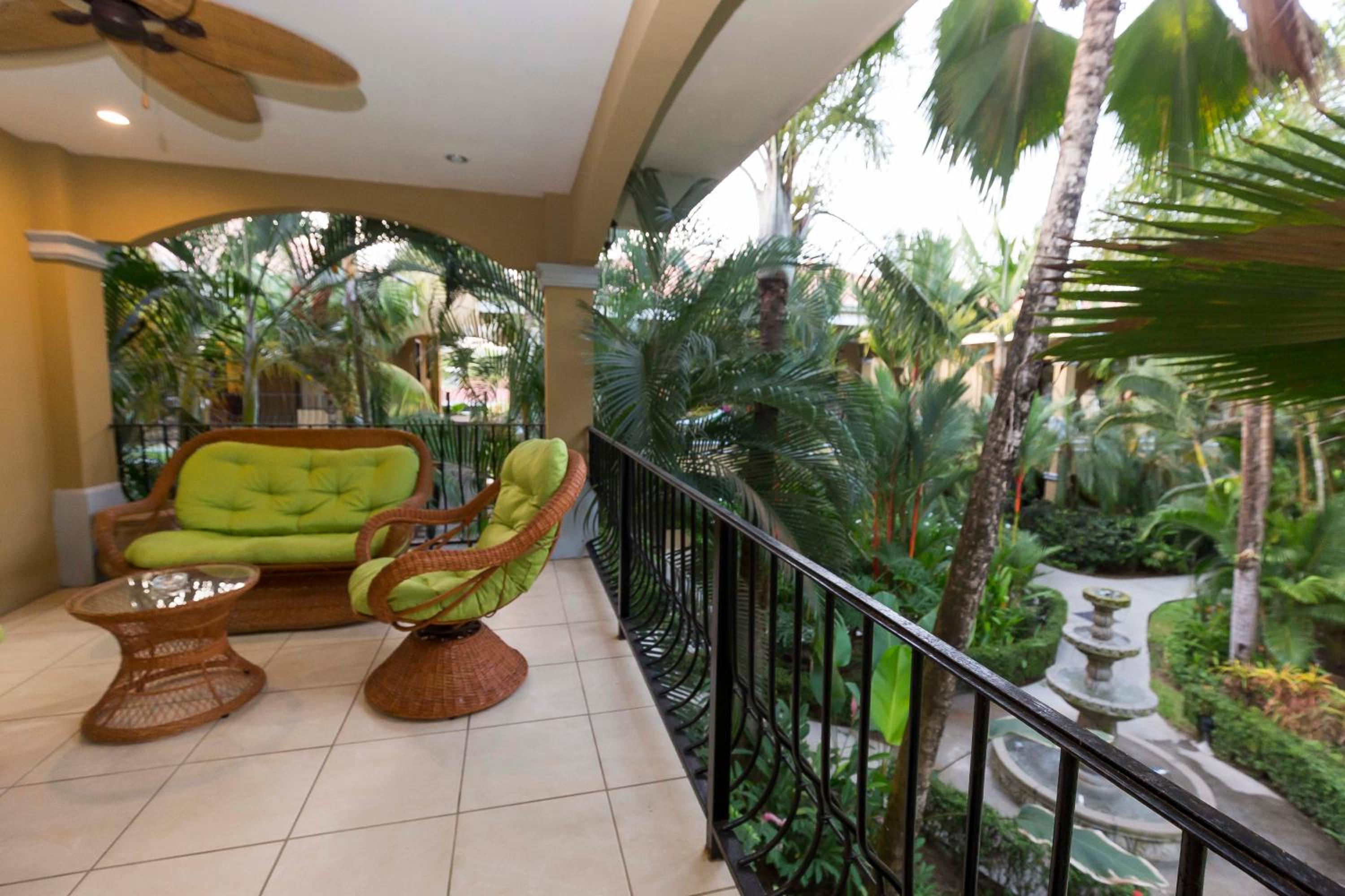 Family Room with Balcony - Photo 5
