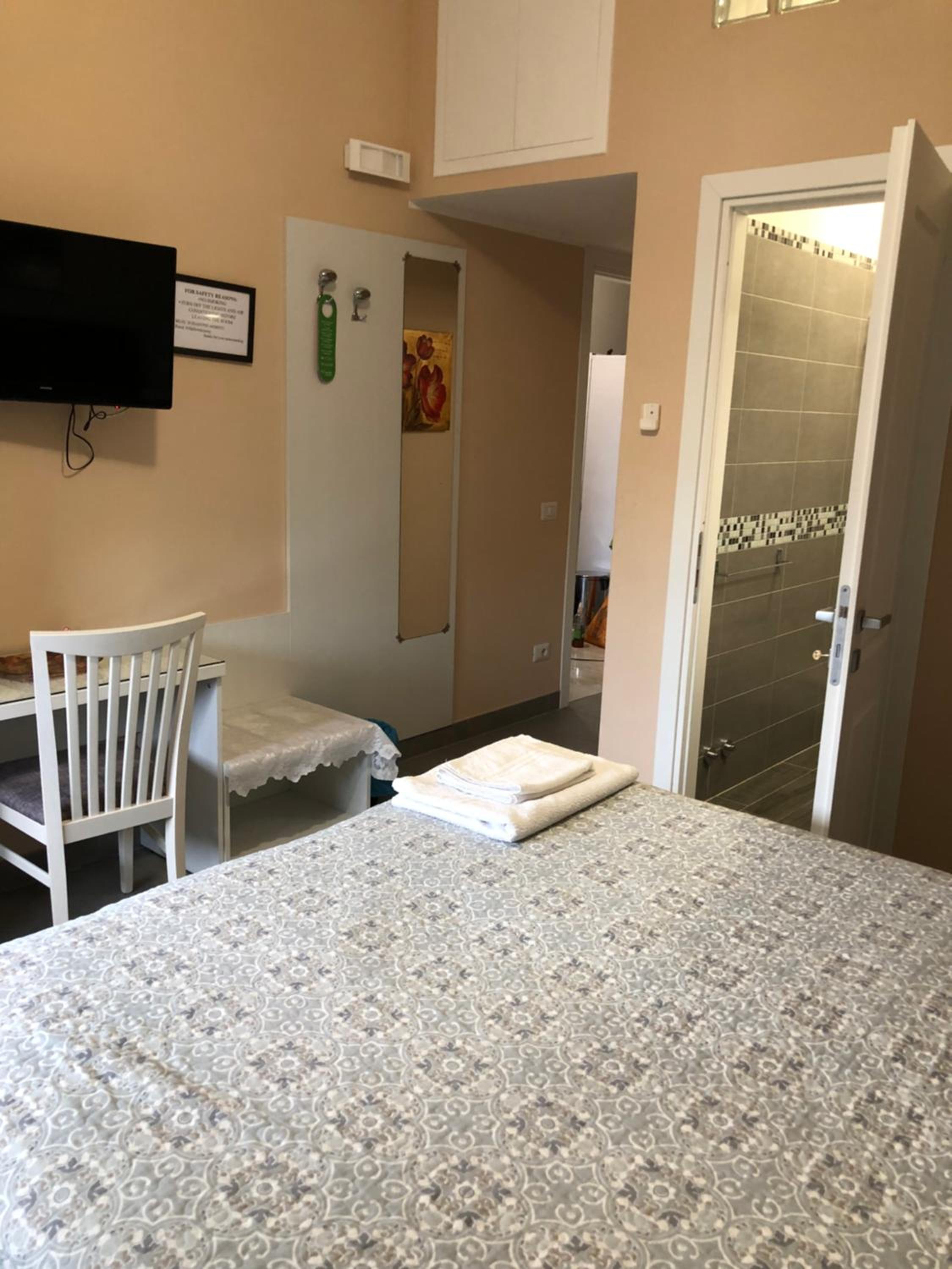Deluxe Double Room with Extra Bed