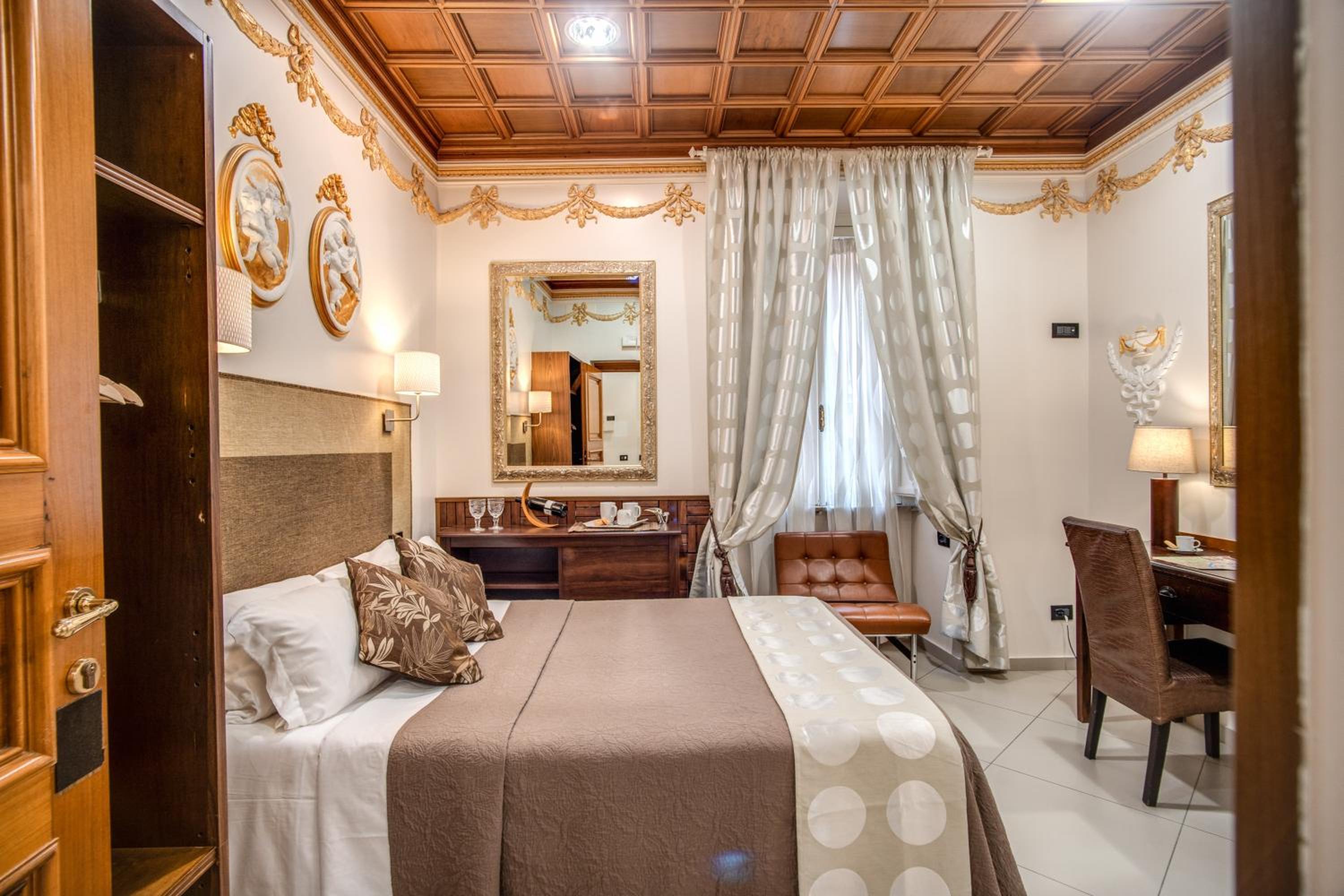 Double Room photo 2