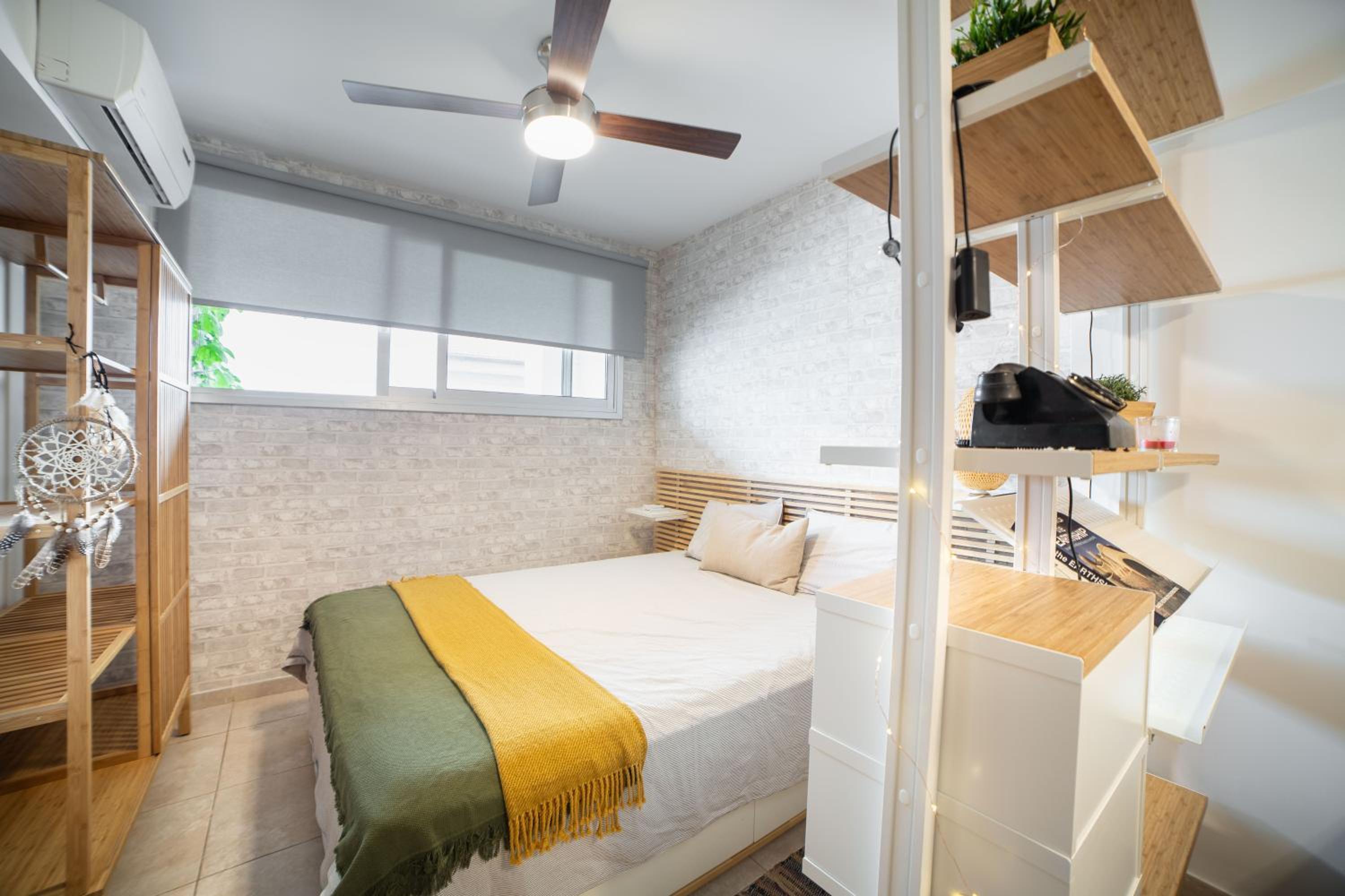 Studio Apartment photo 2
