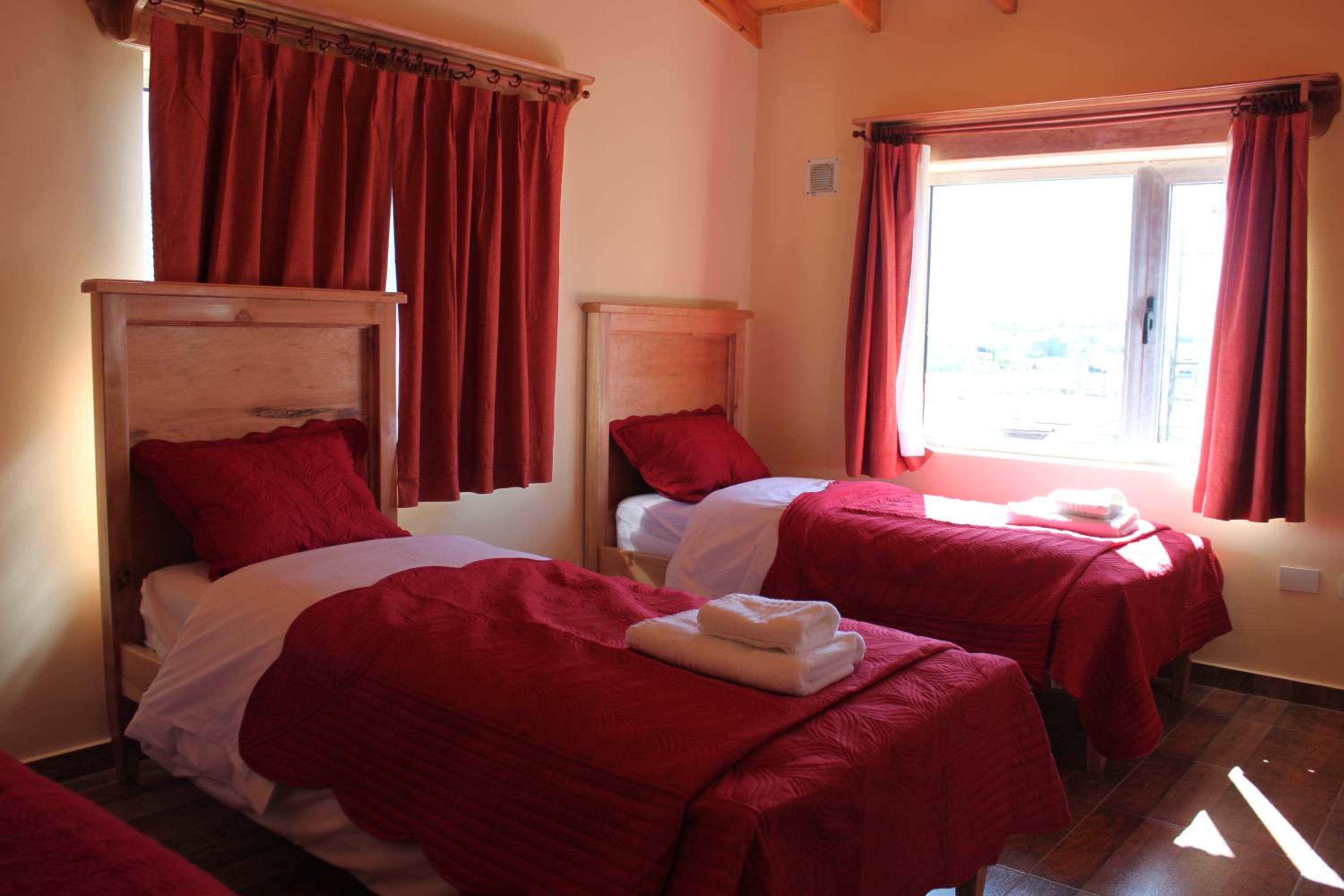 Double Room with Shared Bathroom photo 1
