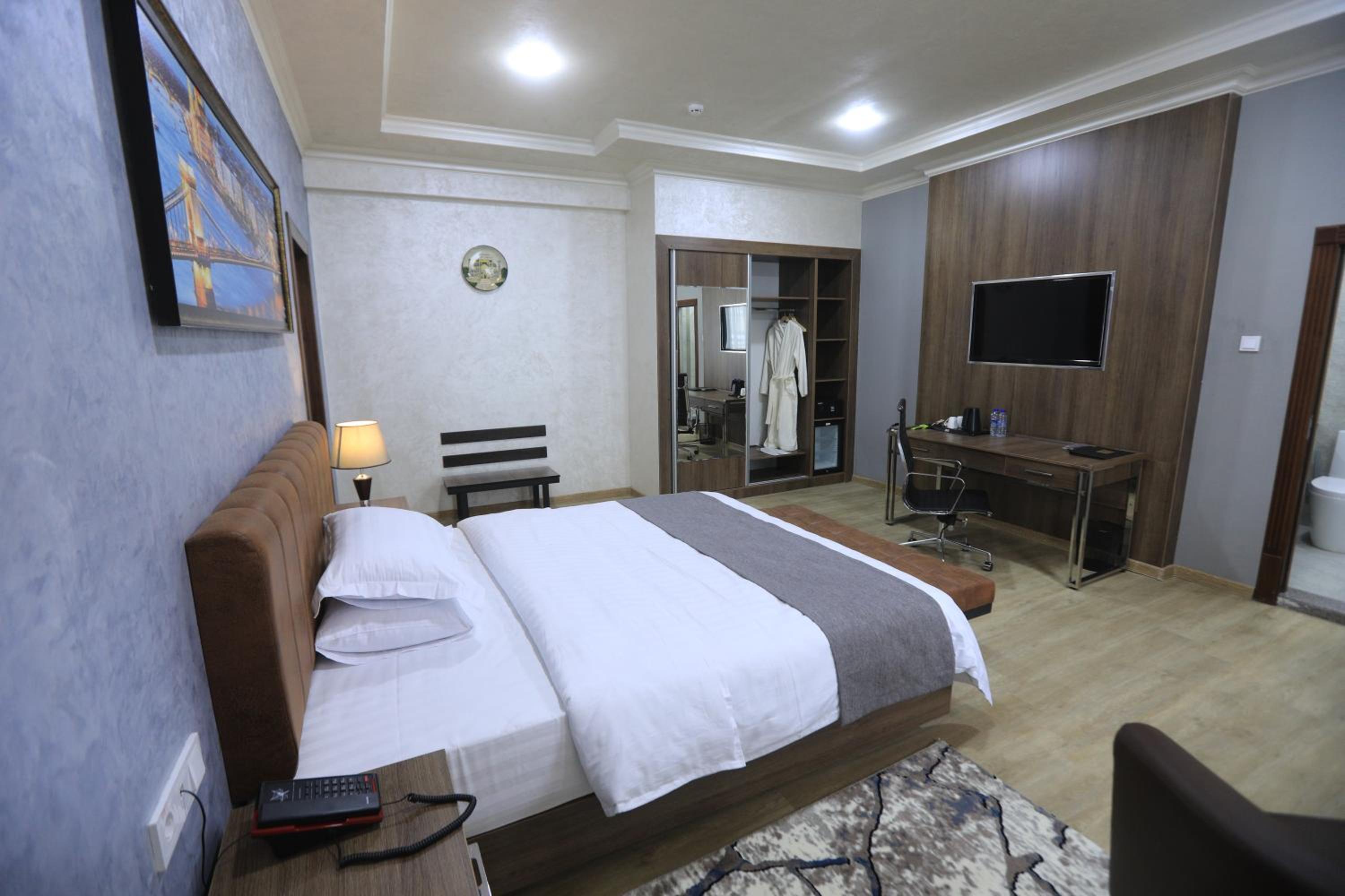 Family Suite photo 3