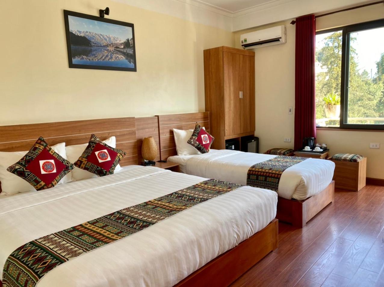 Deluxe Twin Room photo 3
