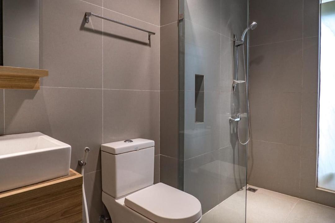 Twin Room - Photo 21