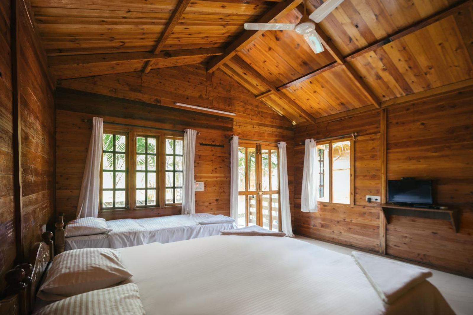 Superior Triple Room With Balcony