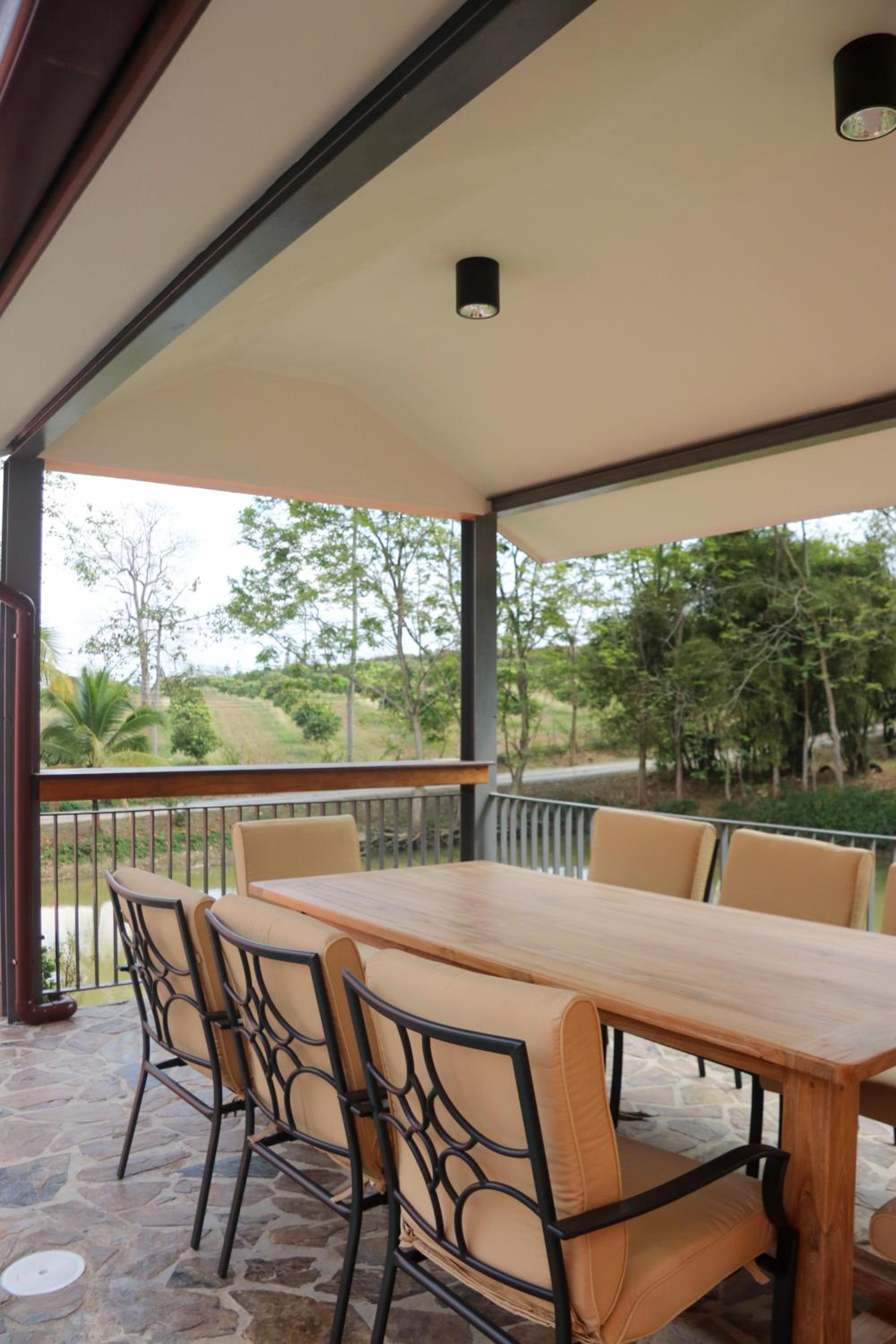 Villa with Private Pool - Photo 4