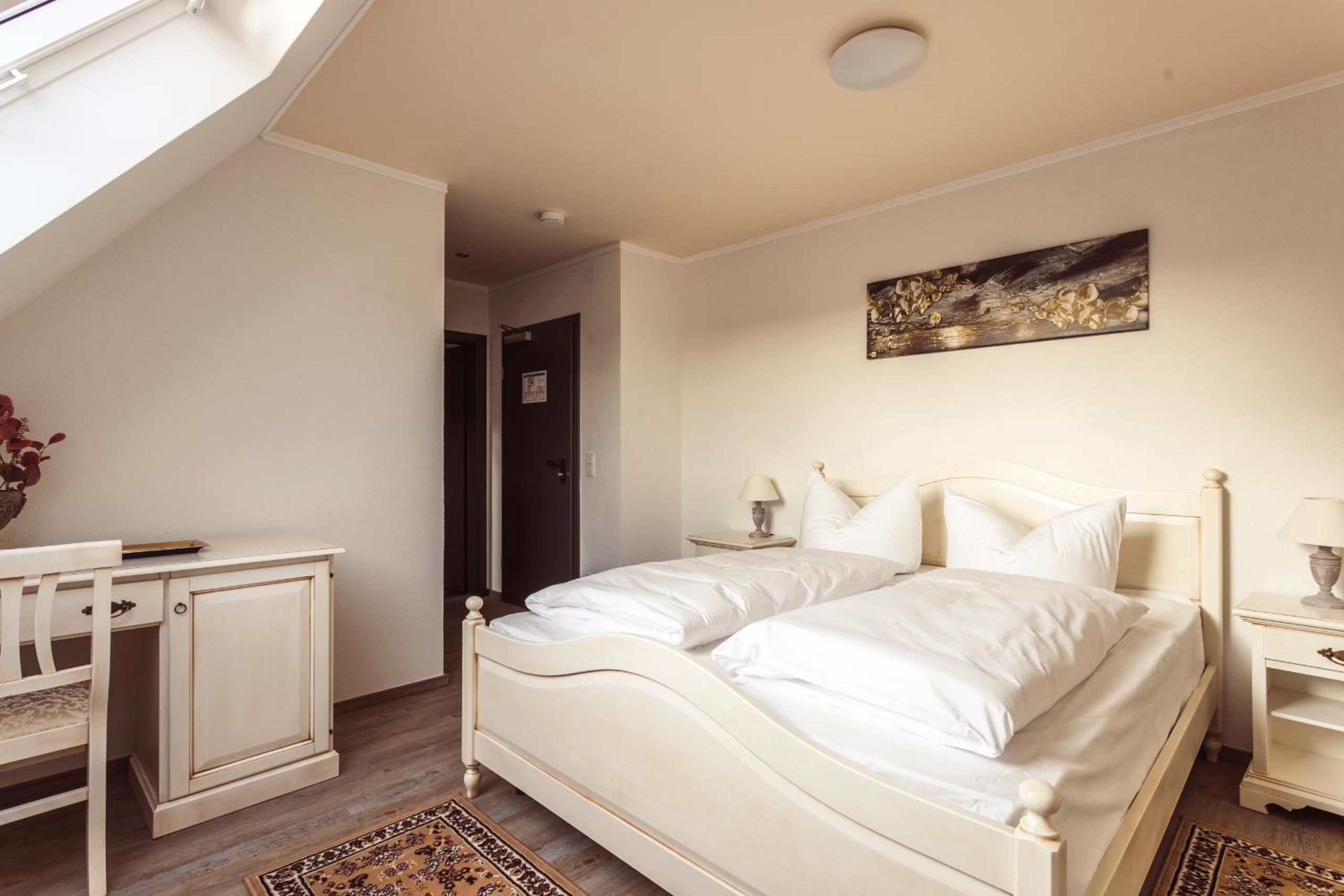 Double Room - Photo 1