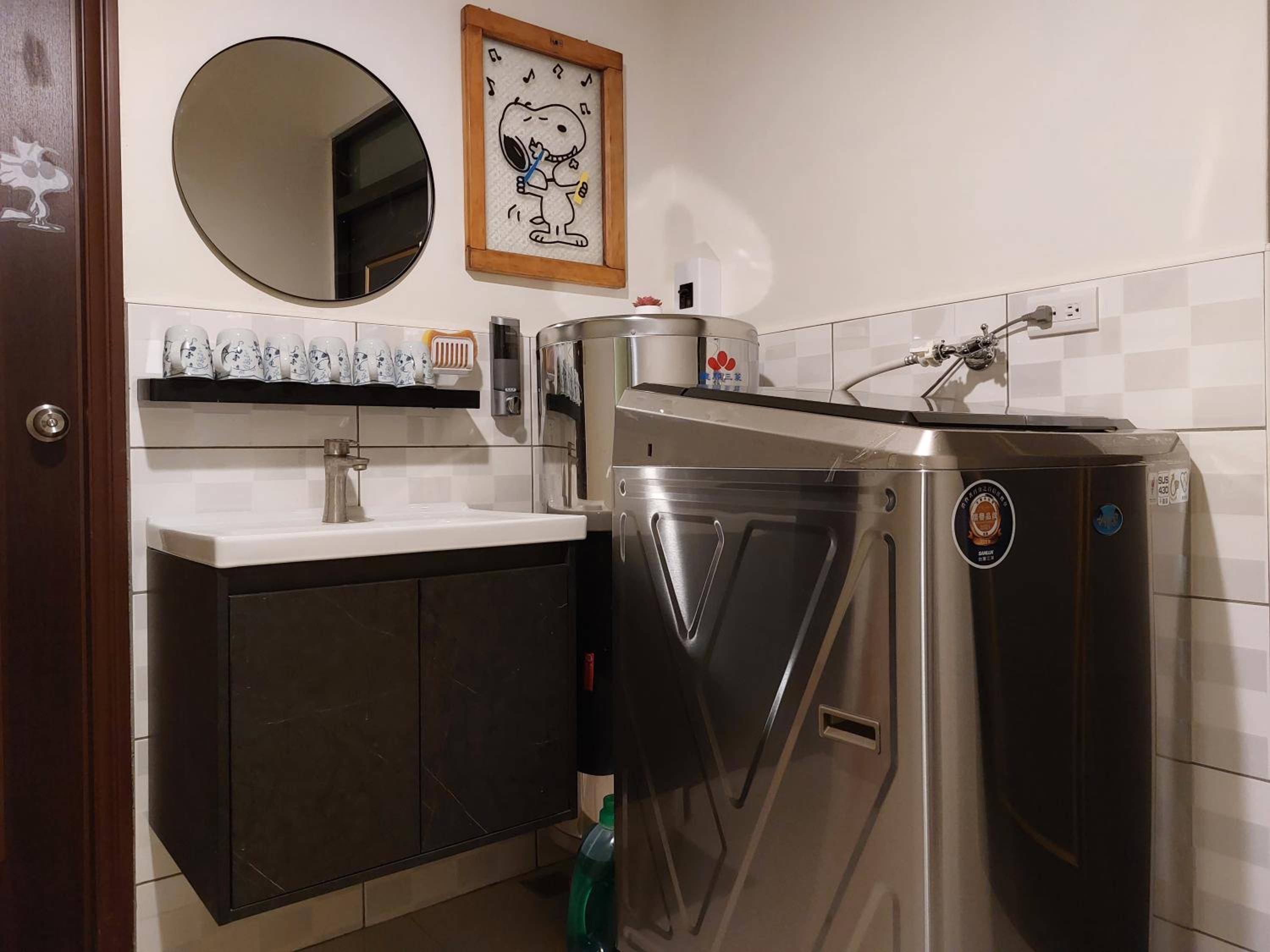 Double Room with Shared Bathroom photo 2