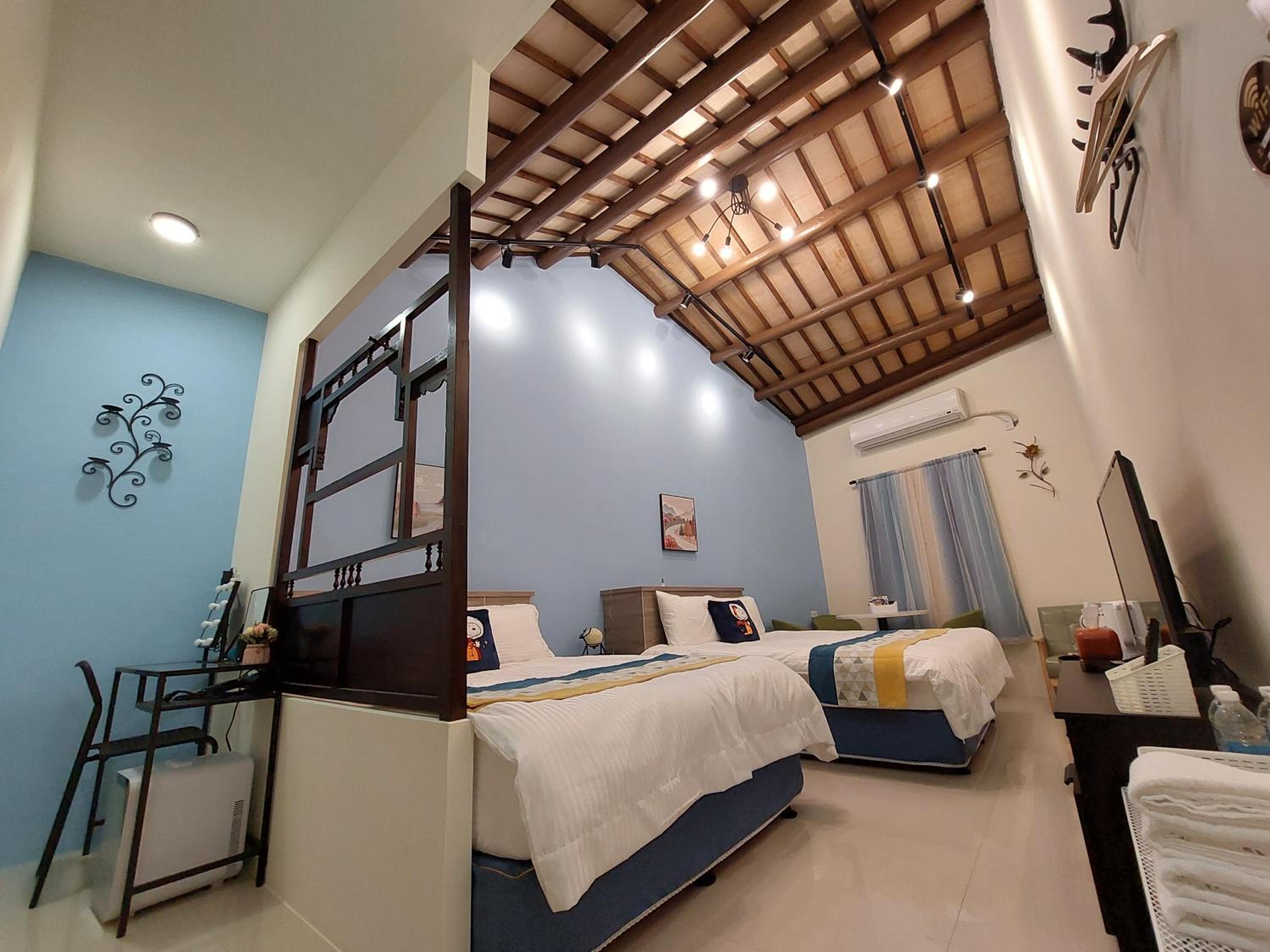 Villa photo 3