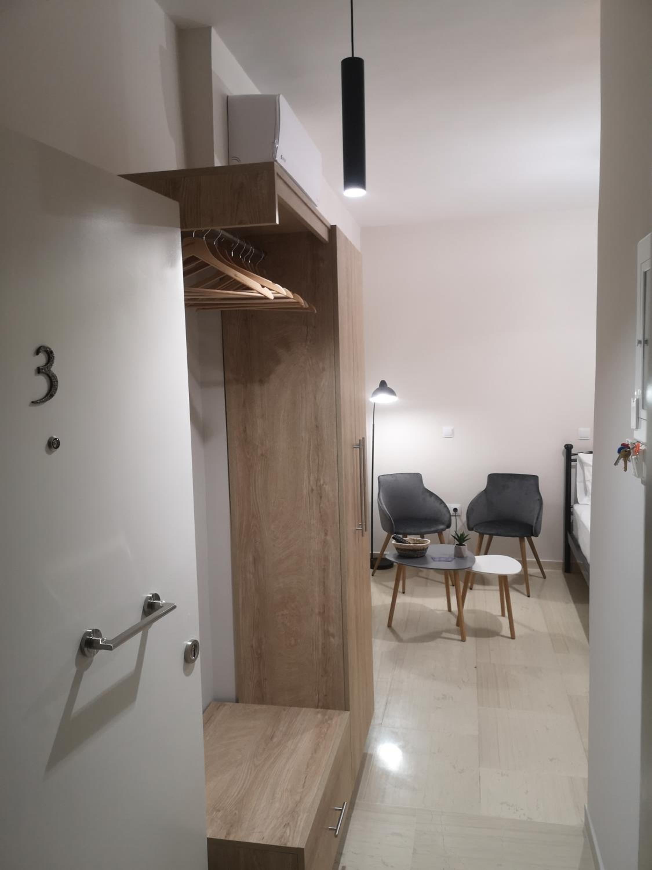 One-Bedroom Apartment