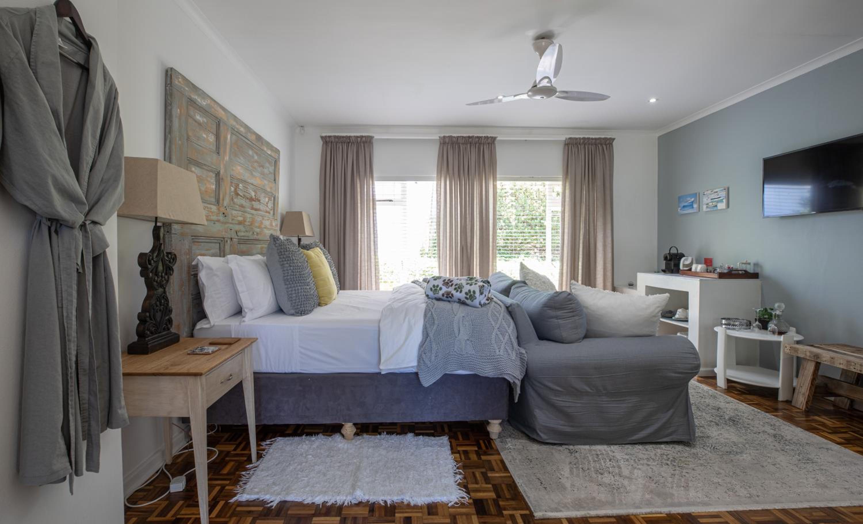 The Middle Suite - Photo 8