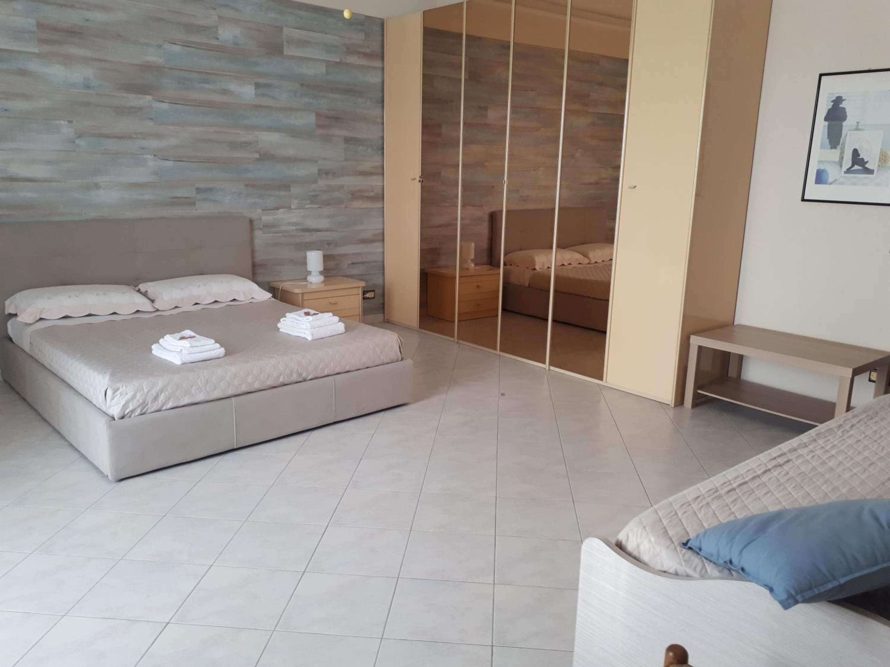 King Room with Sea View - Photo 1