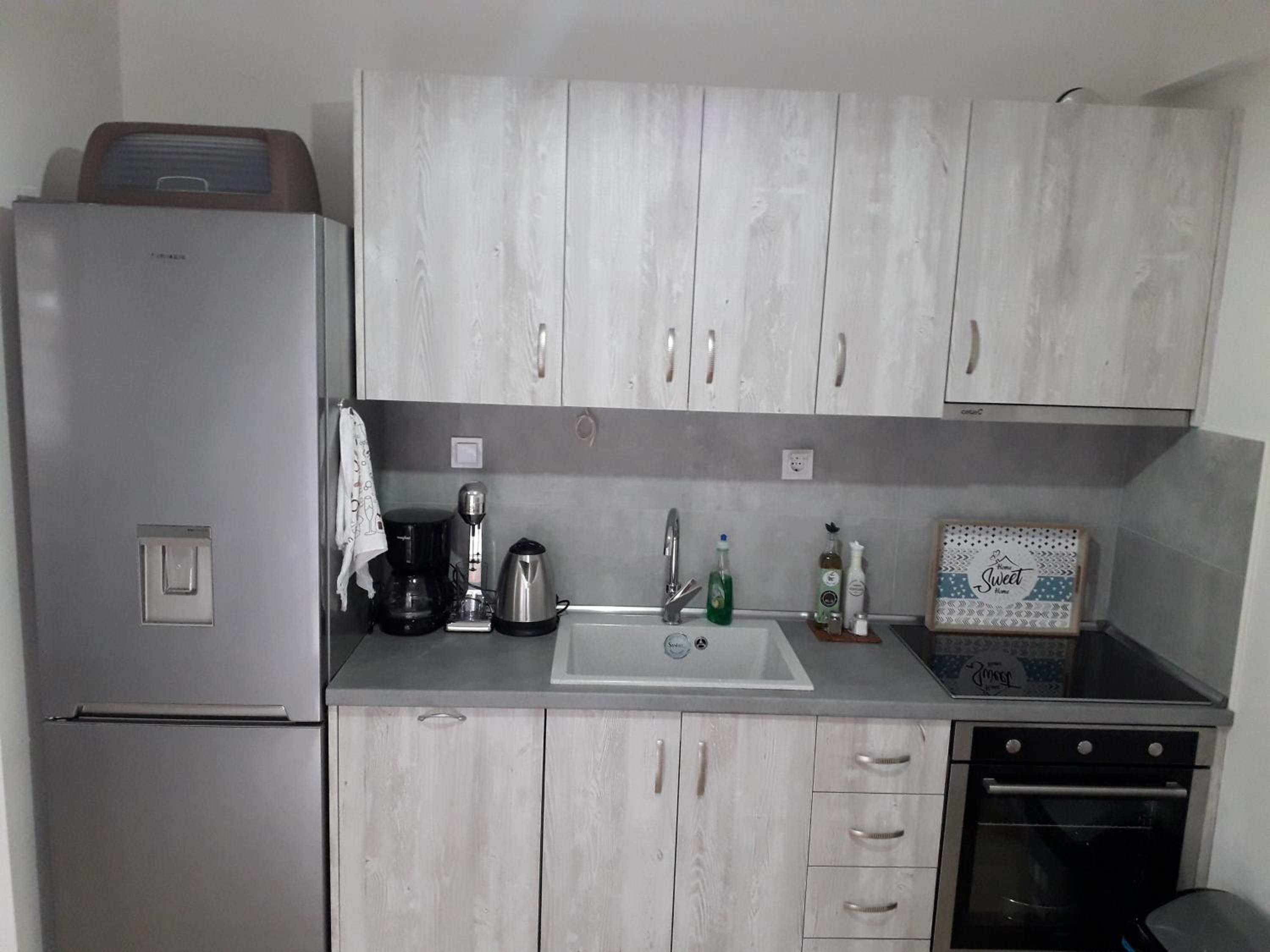 Two-Bedroom Apartment - Photo 5