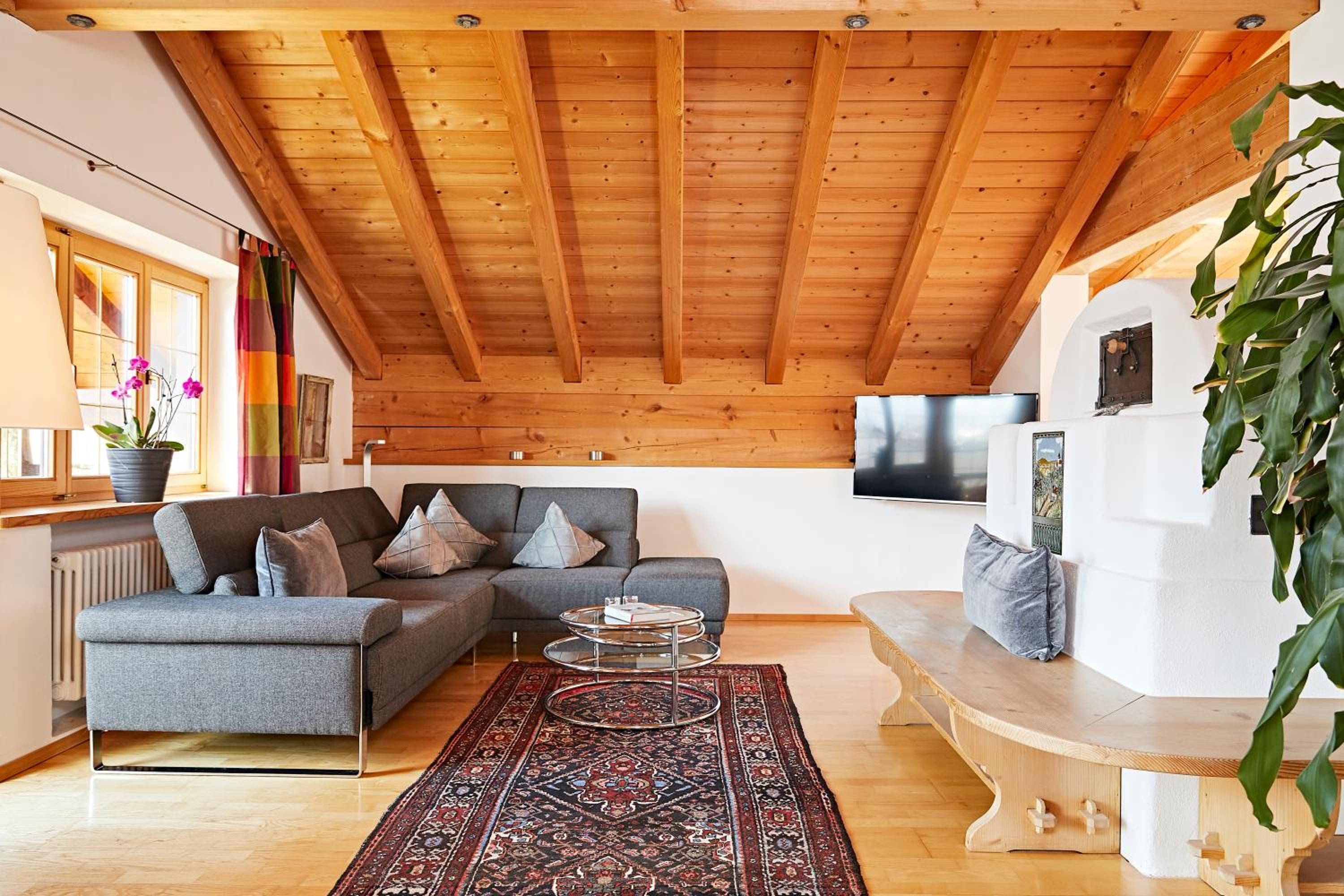 Large Two-Bedroom Apartment photo 1