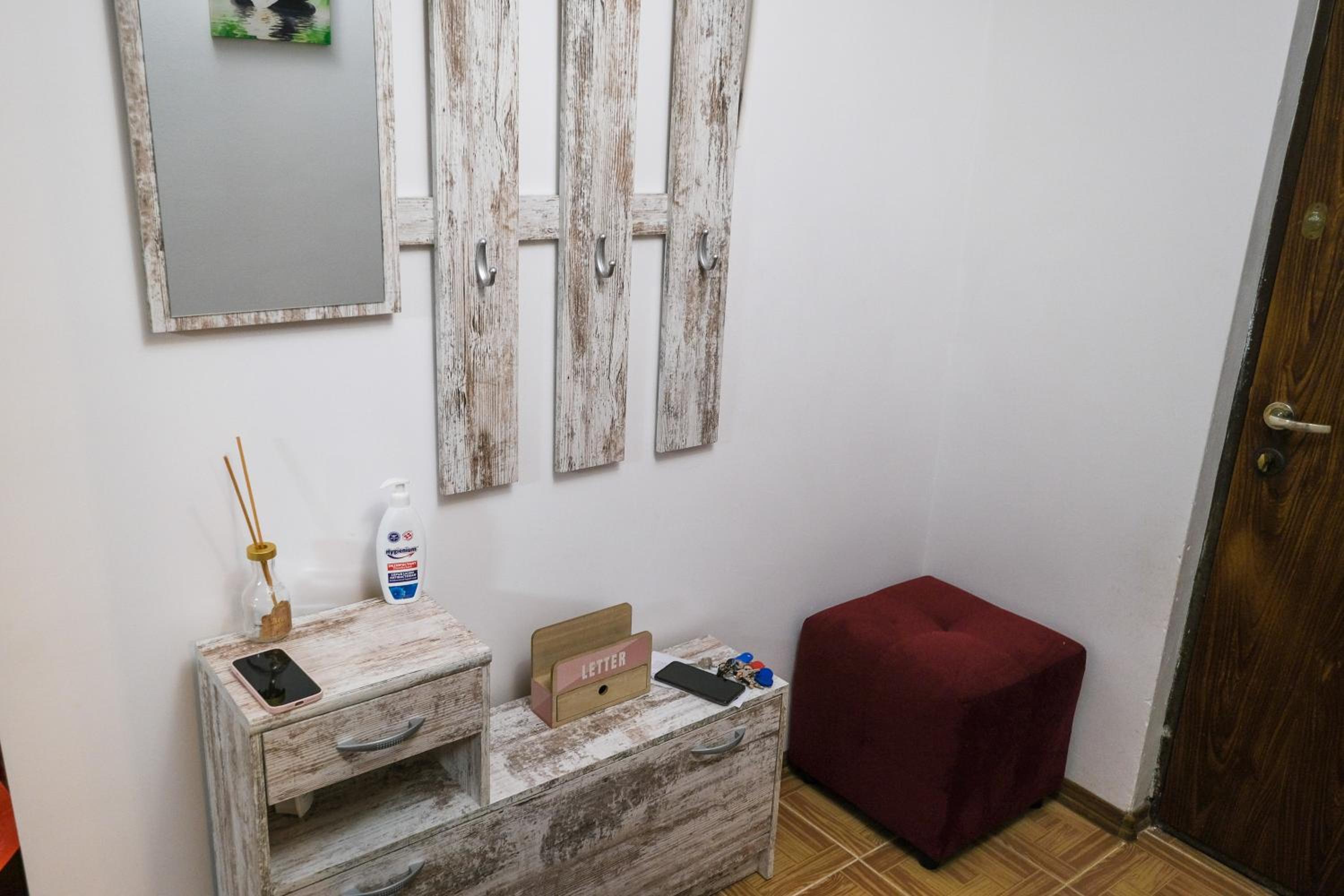 Two-Bedroom Apartment - Photo 6