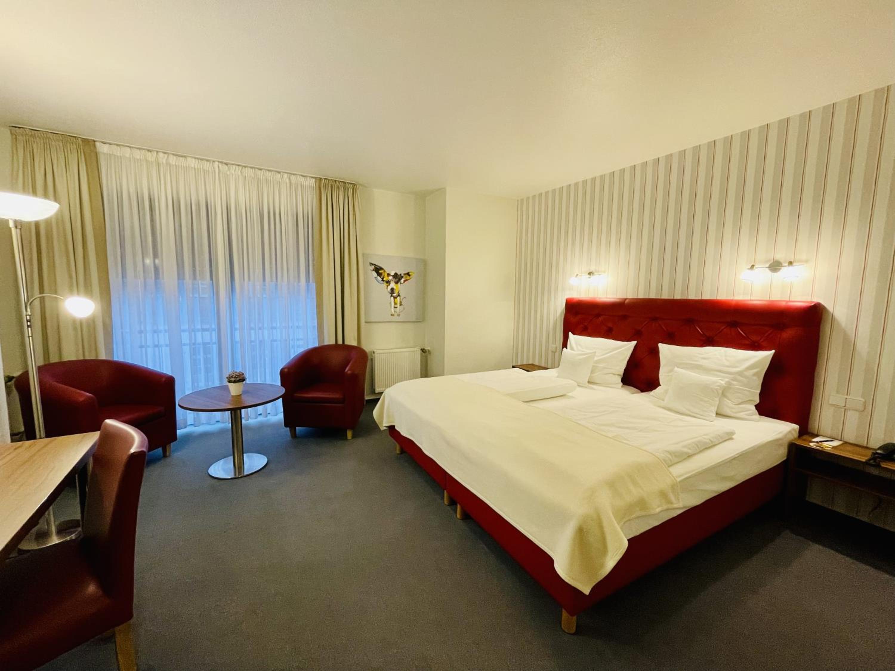 Standard Double Room - Photo 5