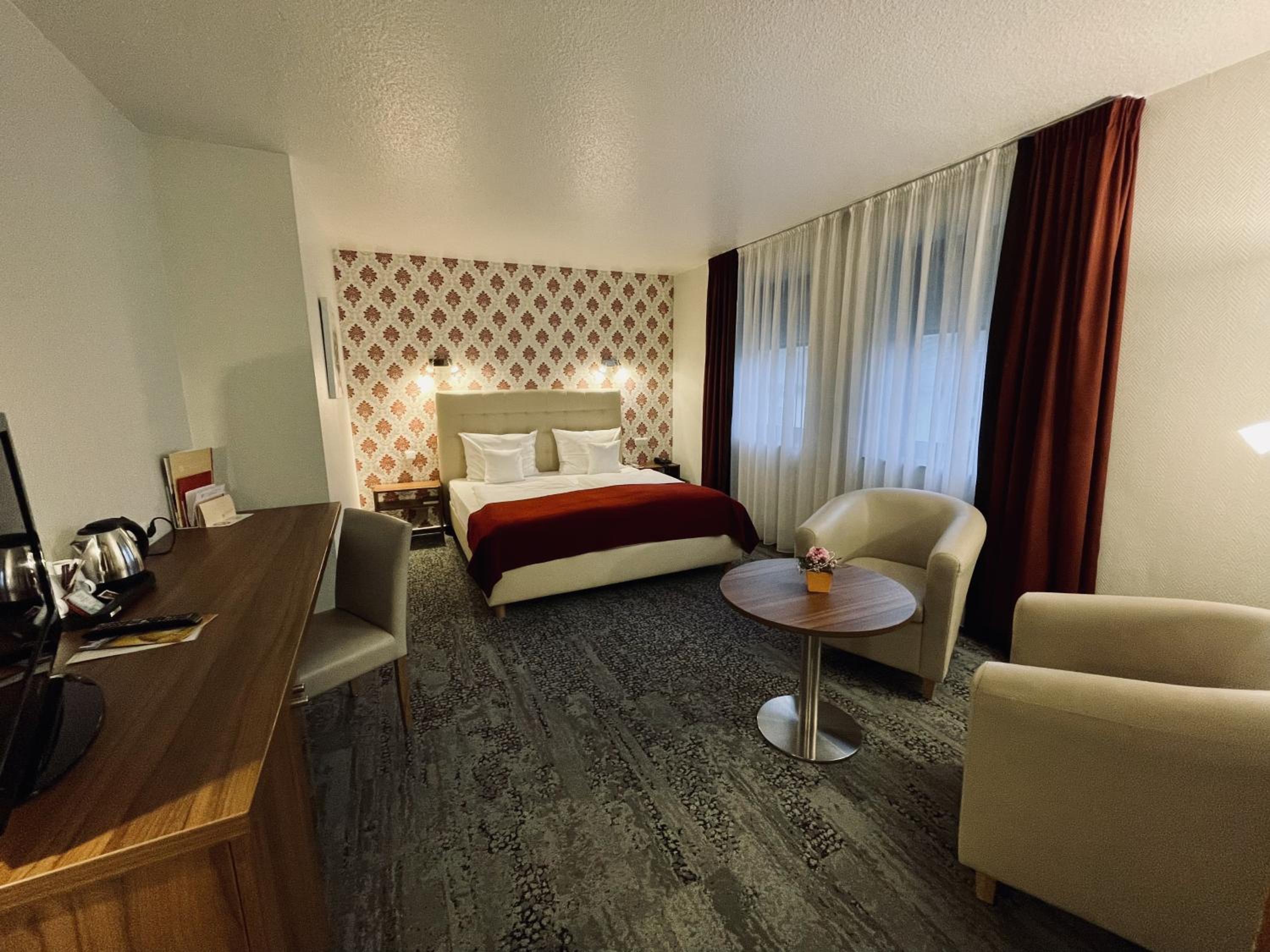 Standard Double Room - Photo 4