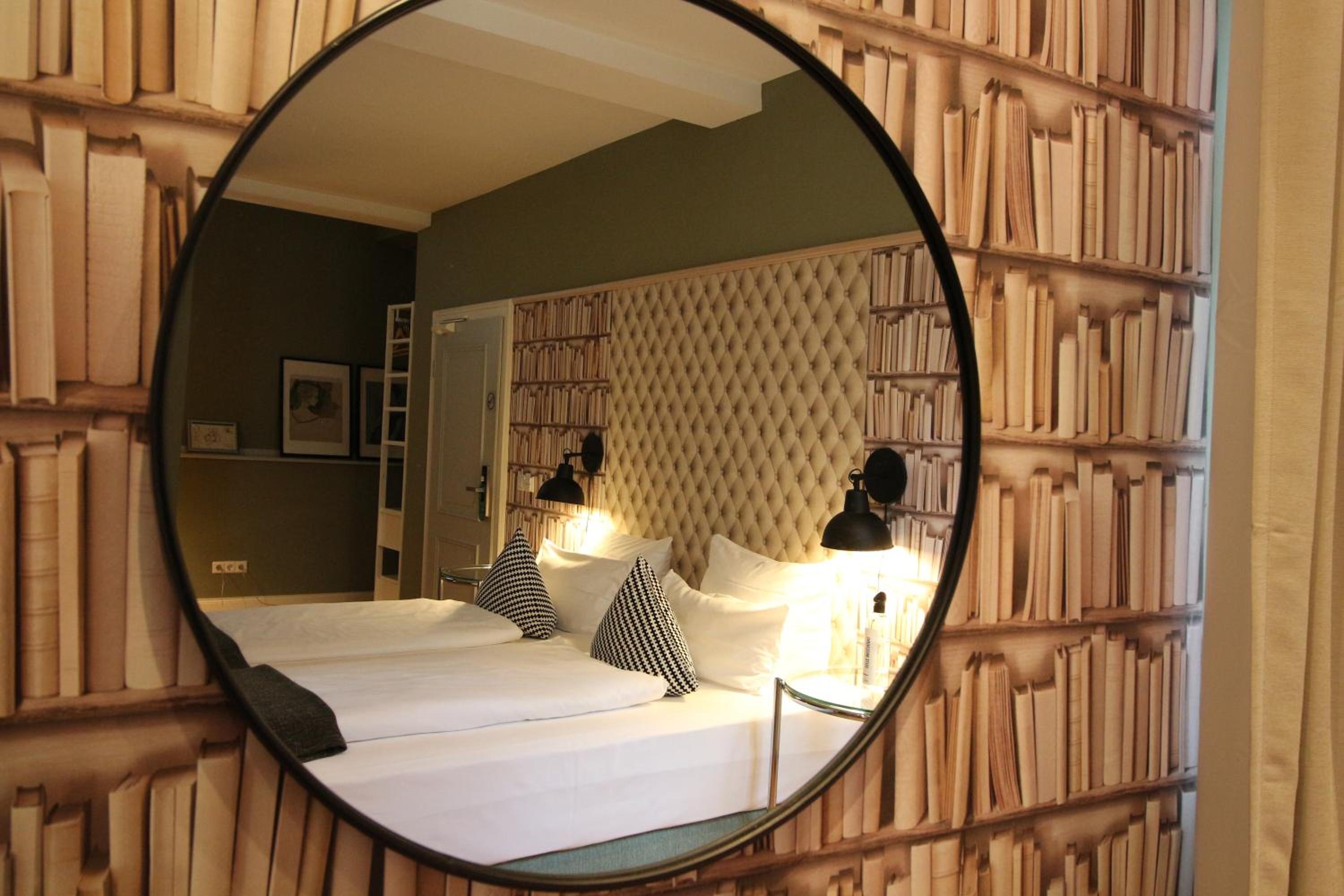 Double Room - Photo 25