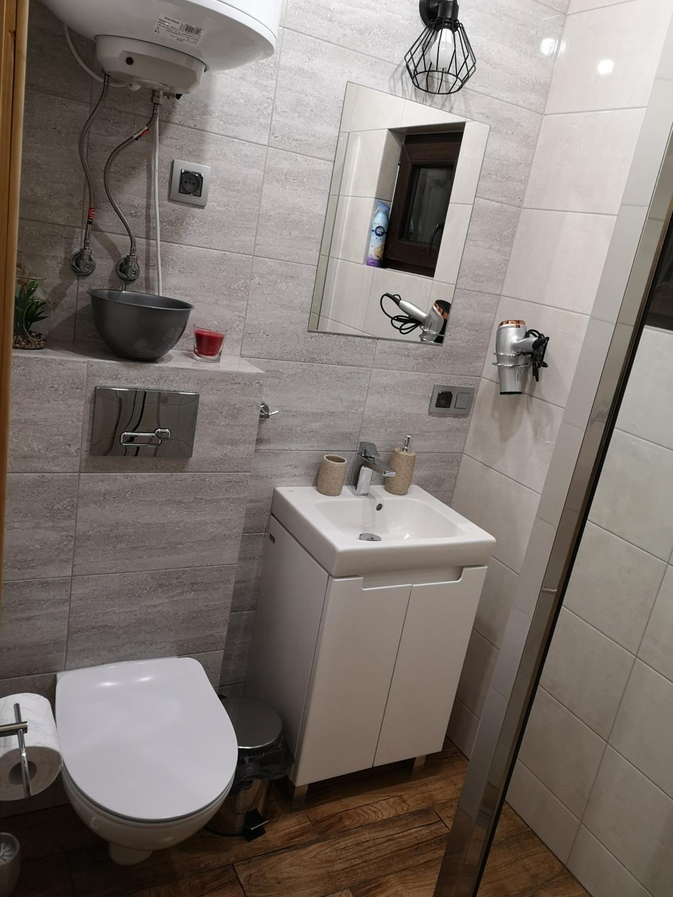Two-Bedroom House - Photo 6
