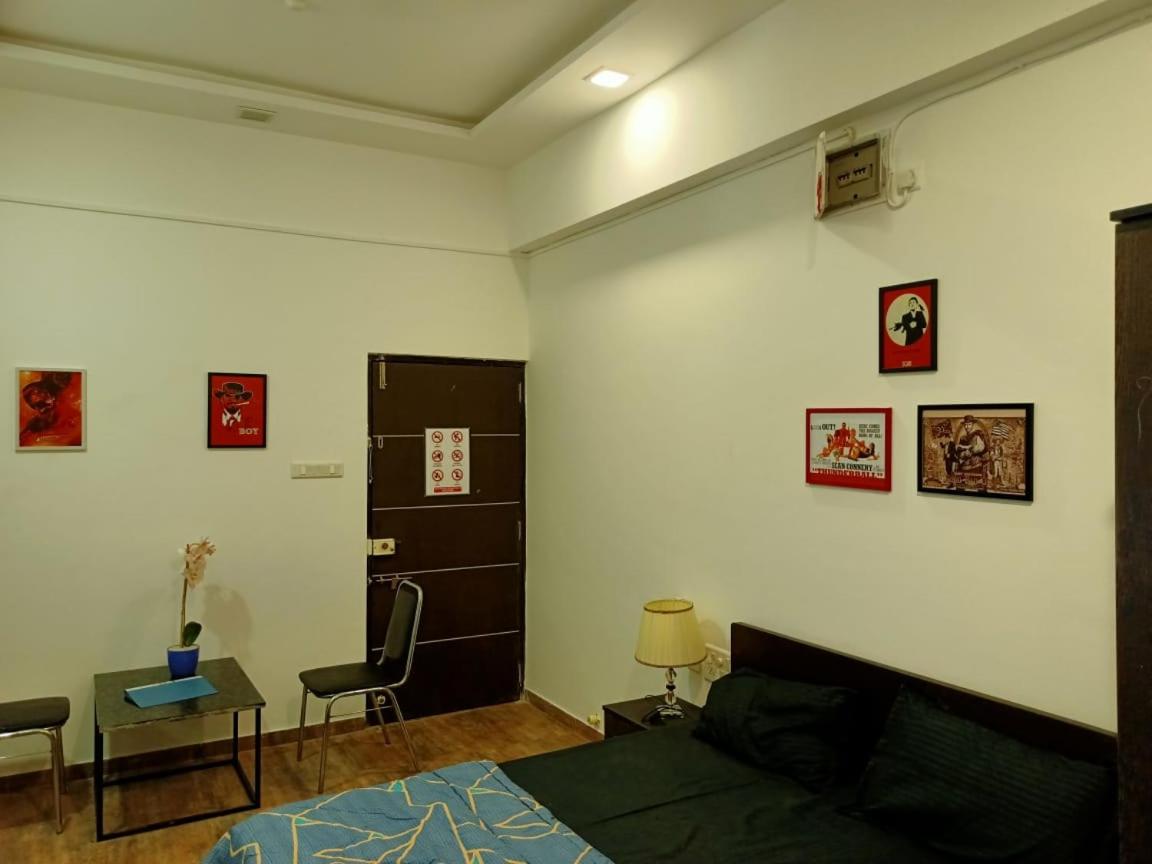 Studio With Balcony photo 2