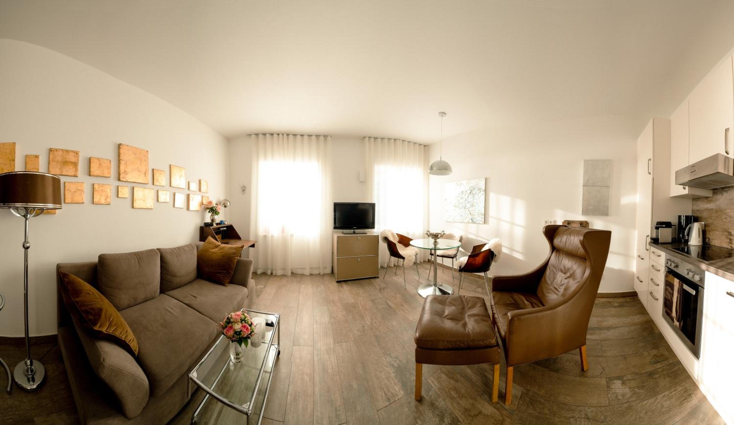 One-Bedroom Apartment - Photo 21