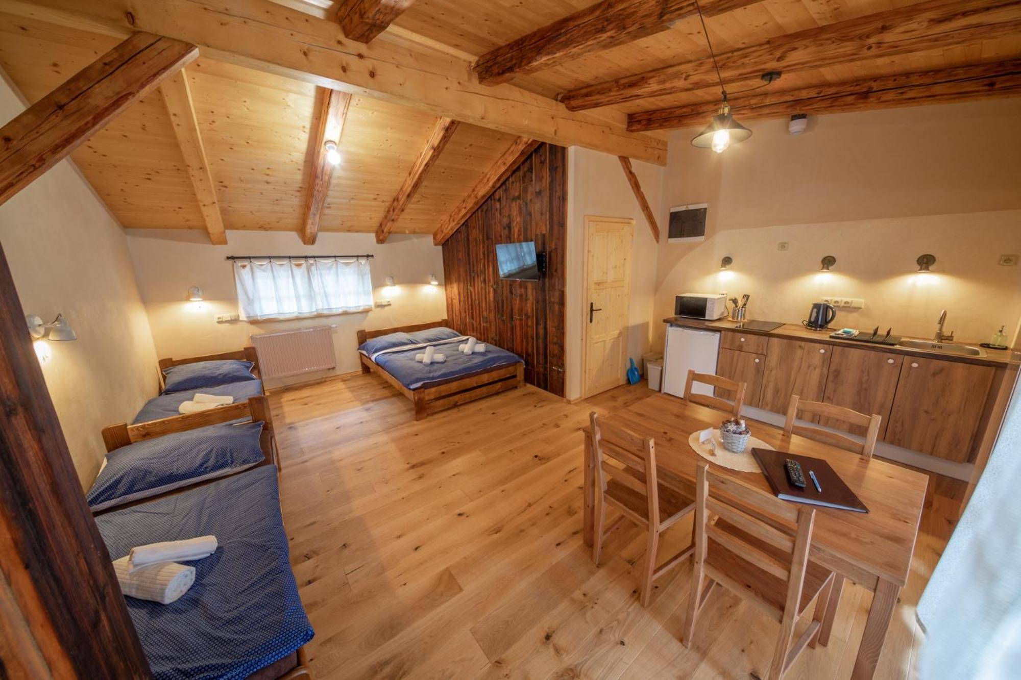 Deluxe Quadruple Room