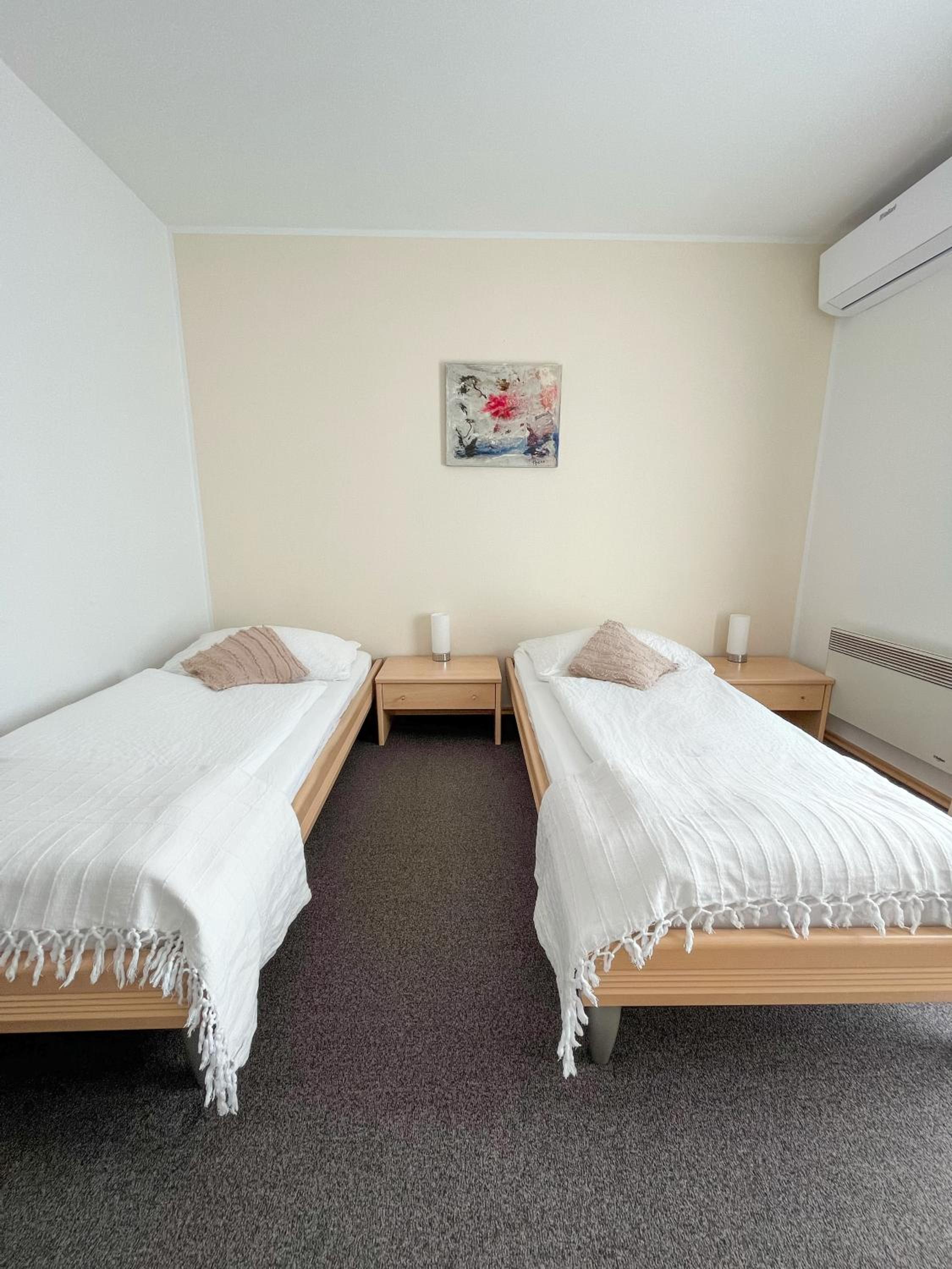 Double Or Twin Room With Private Bathroom photo 1