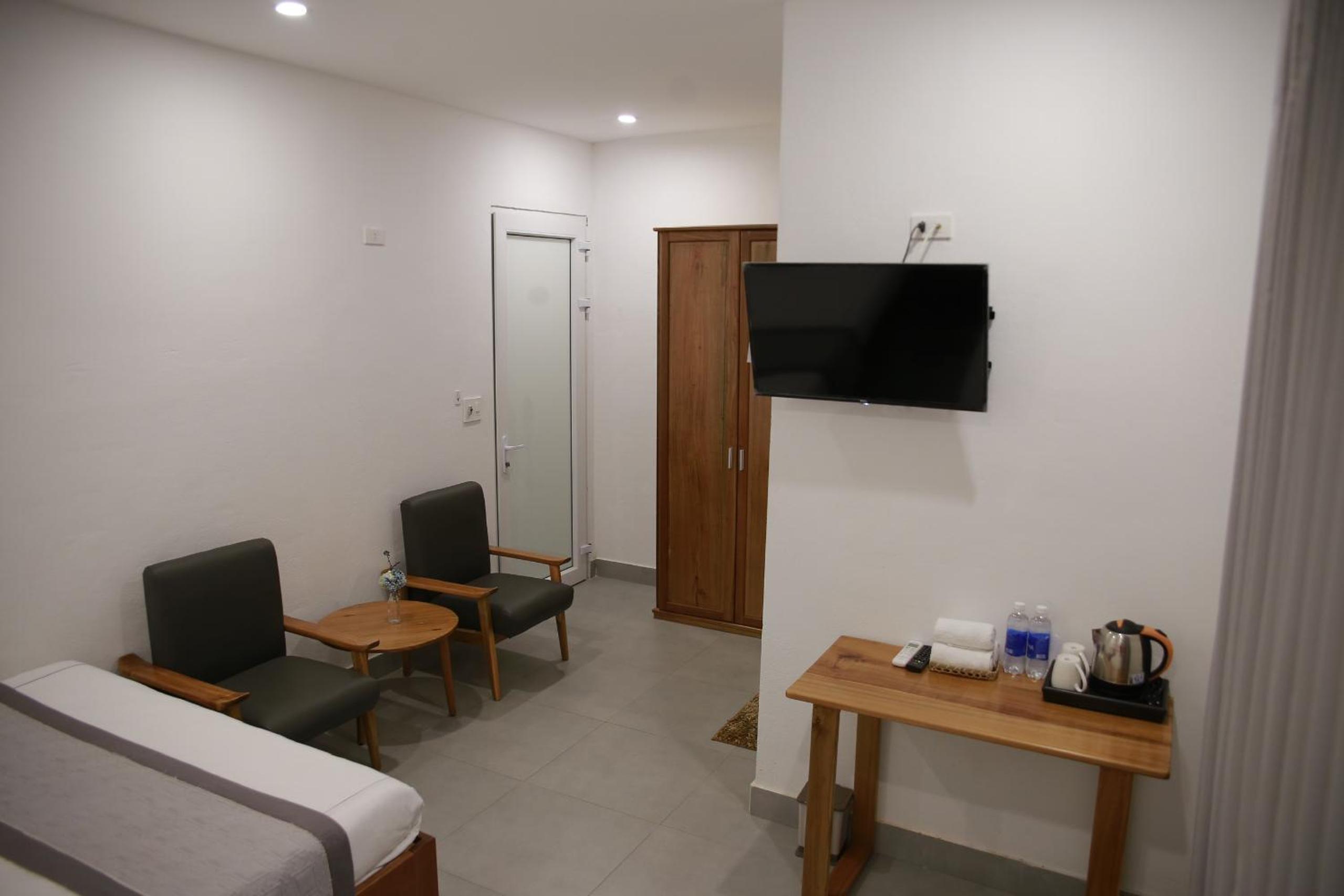 Standard Triple Room - Photo 13