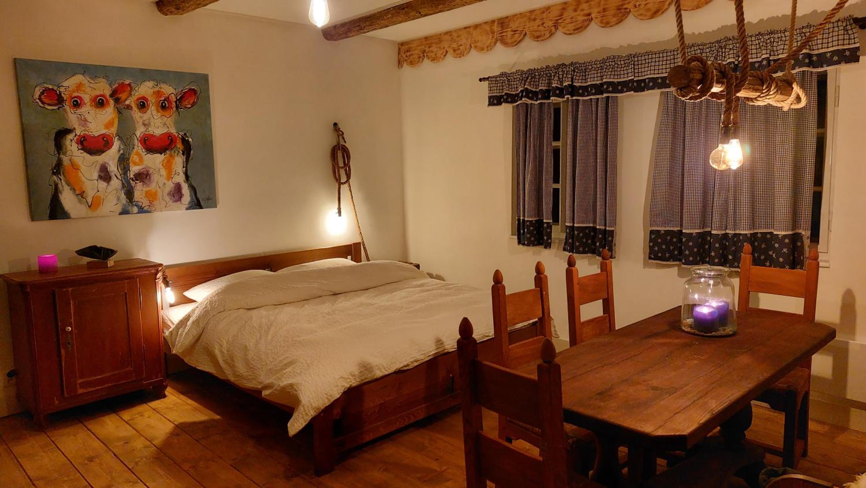 Deluxe King Room photo 1