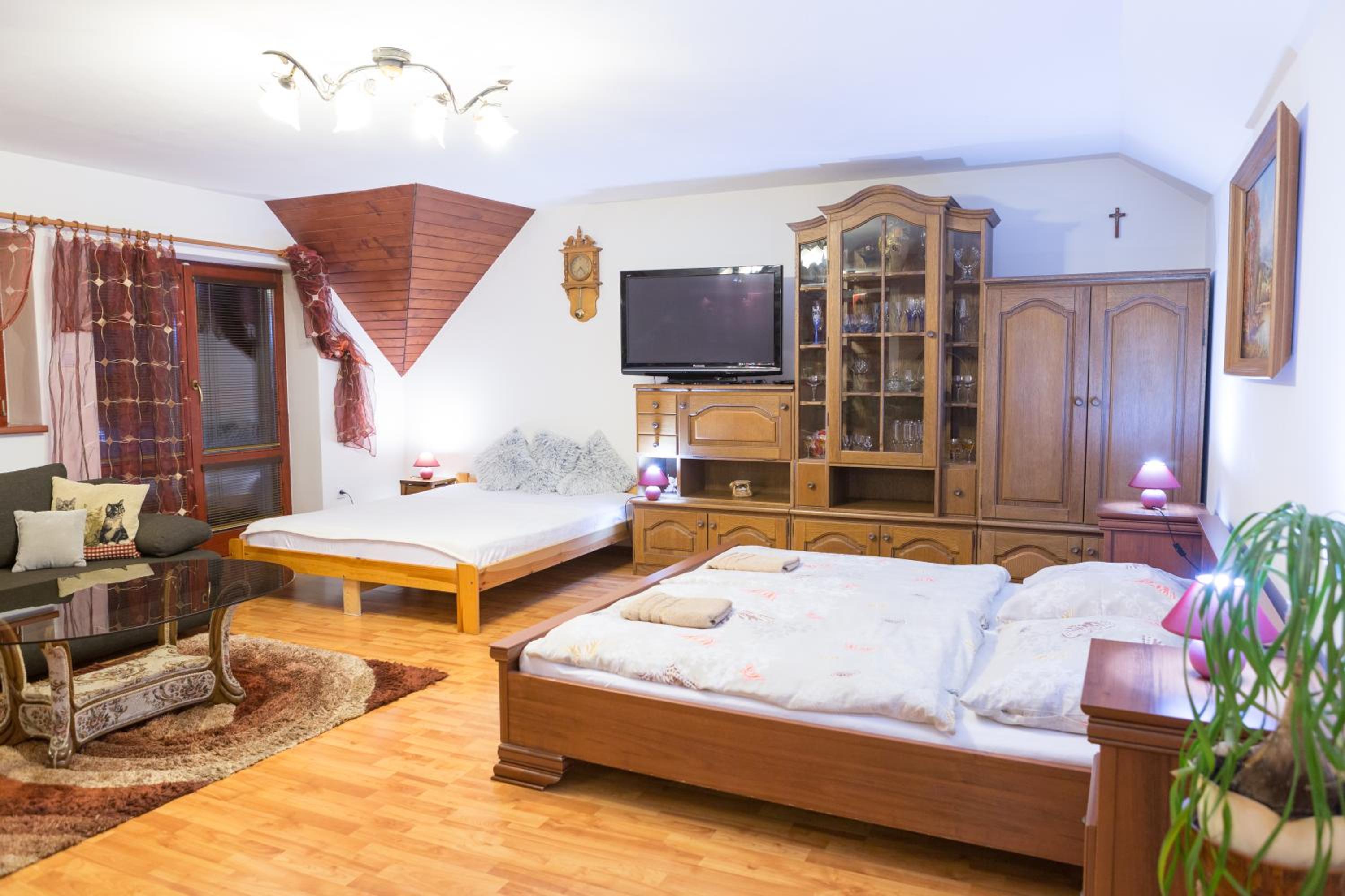 Family Room with Terrace - Photo 12