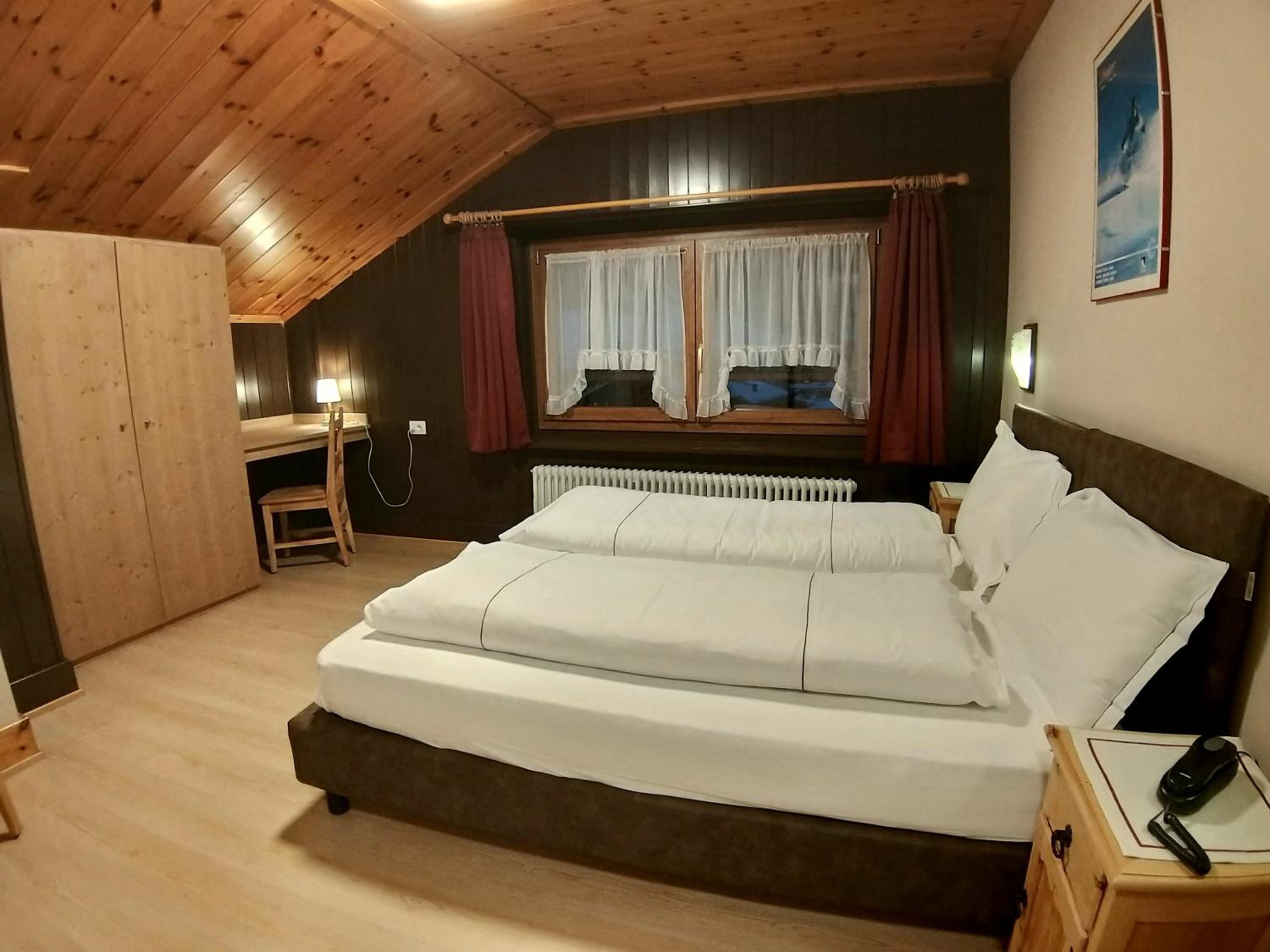 Standard Double Room photo 2