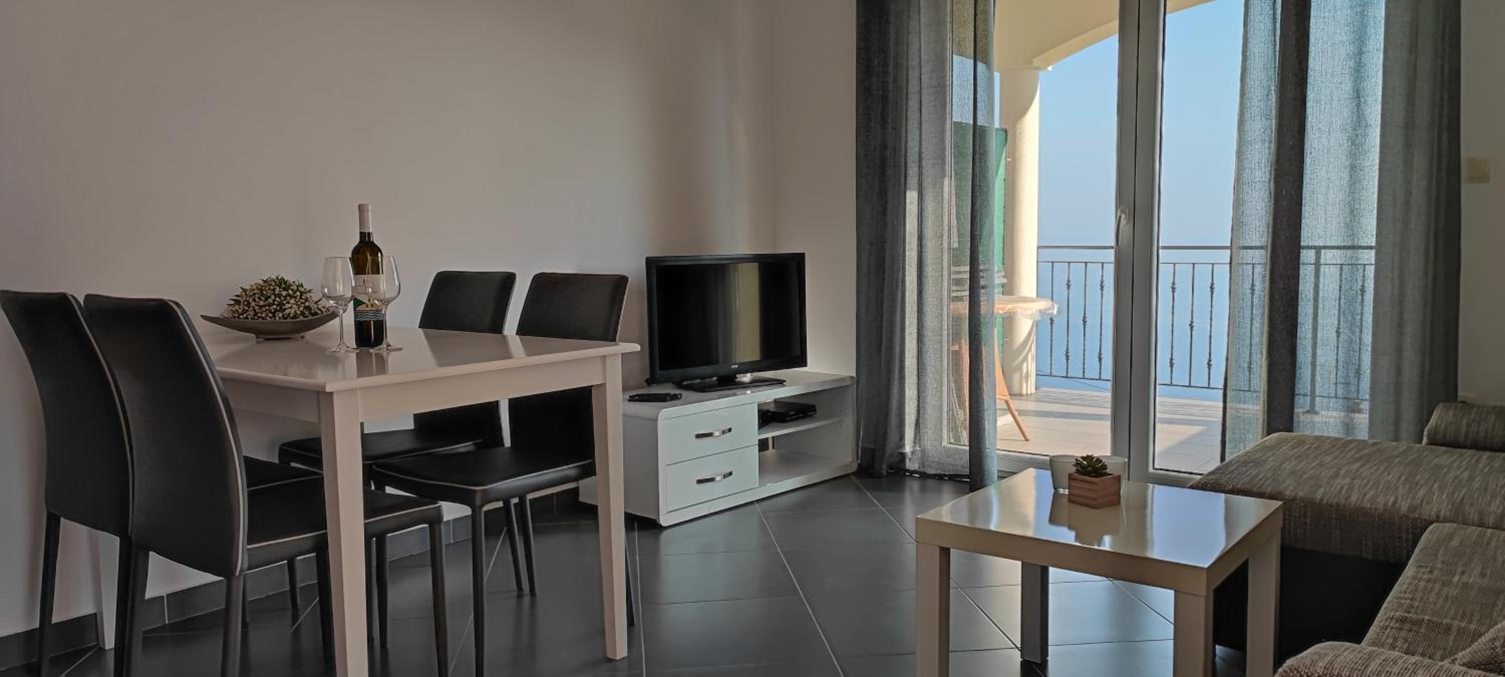 Apartment with Sea View