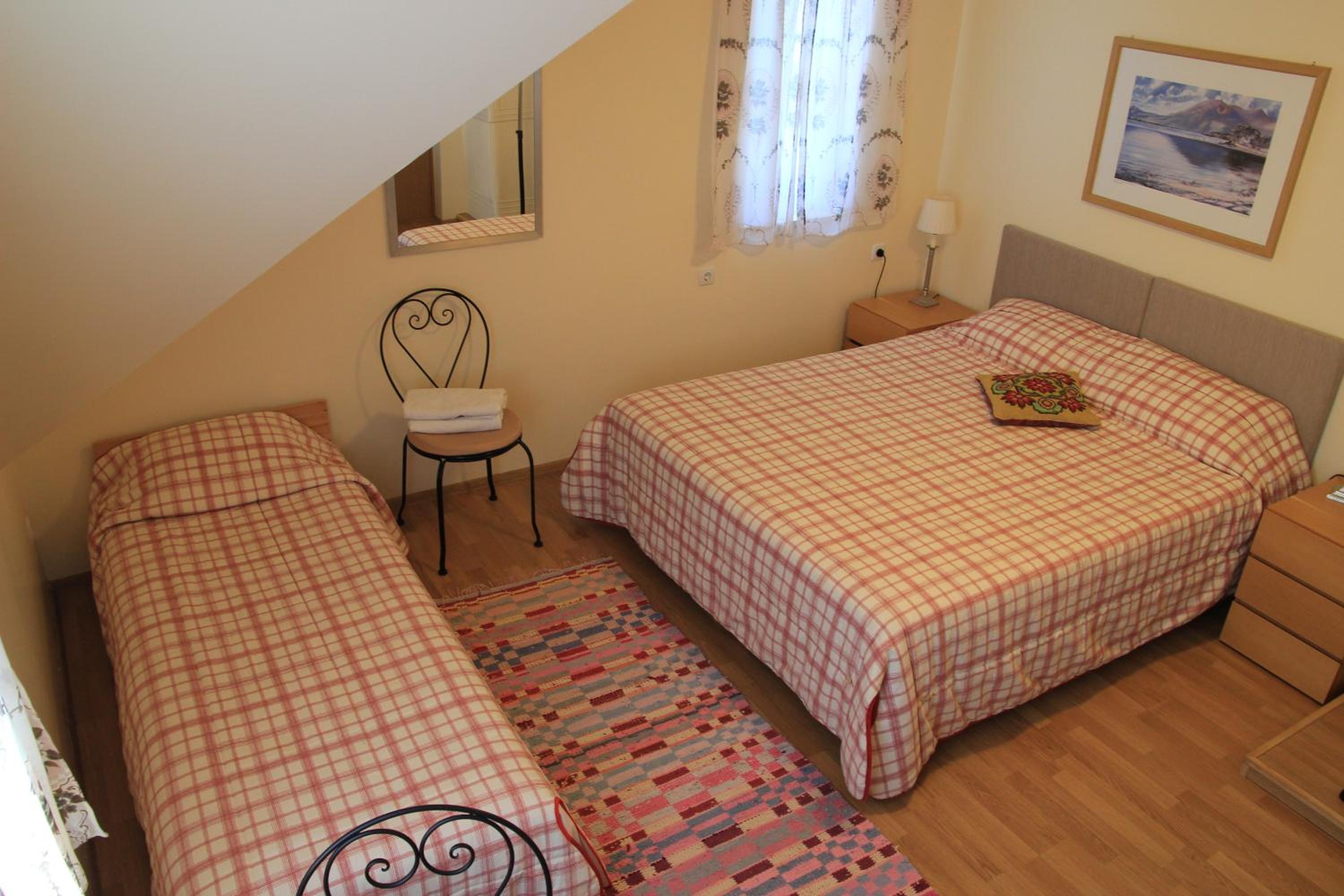 Triple Room - Photo 7