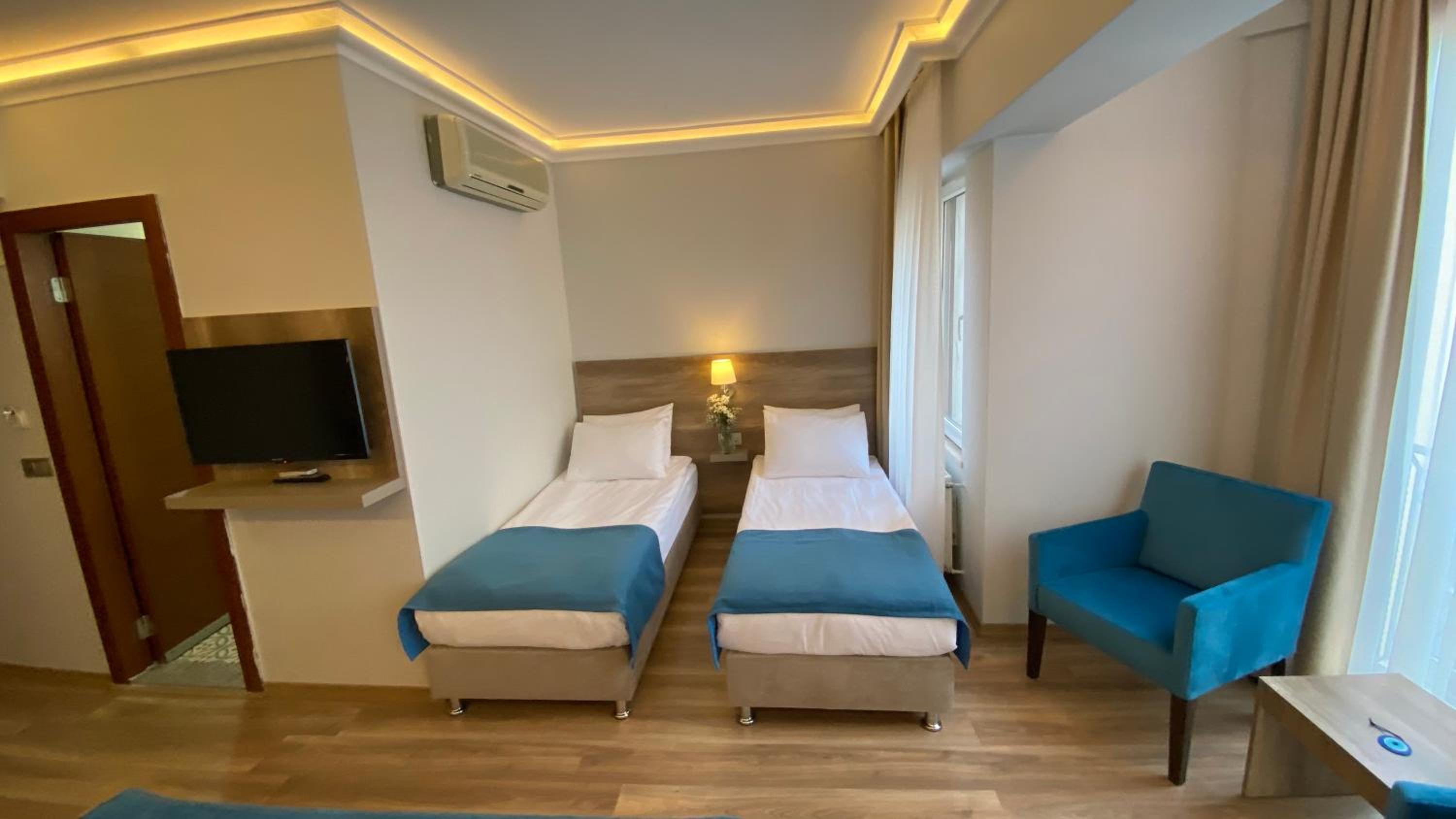 Triple Room photo 2