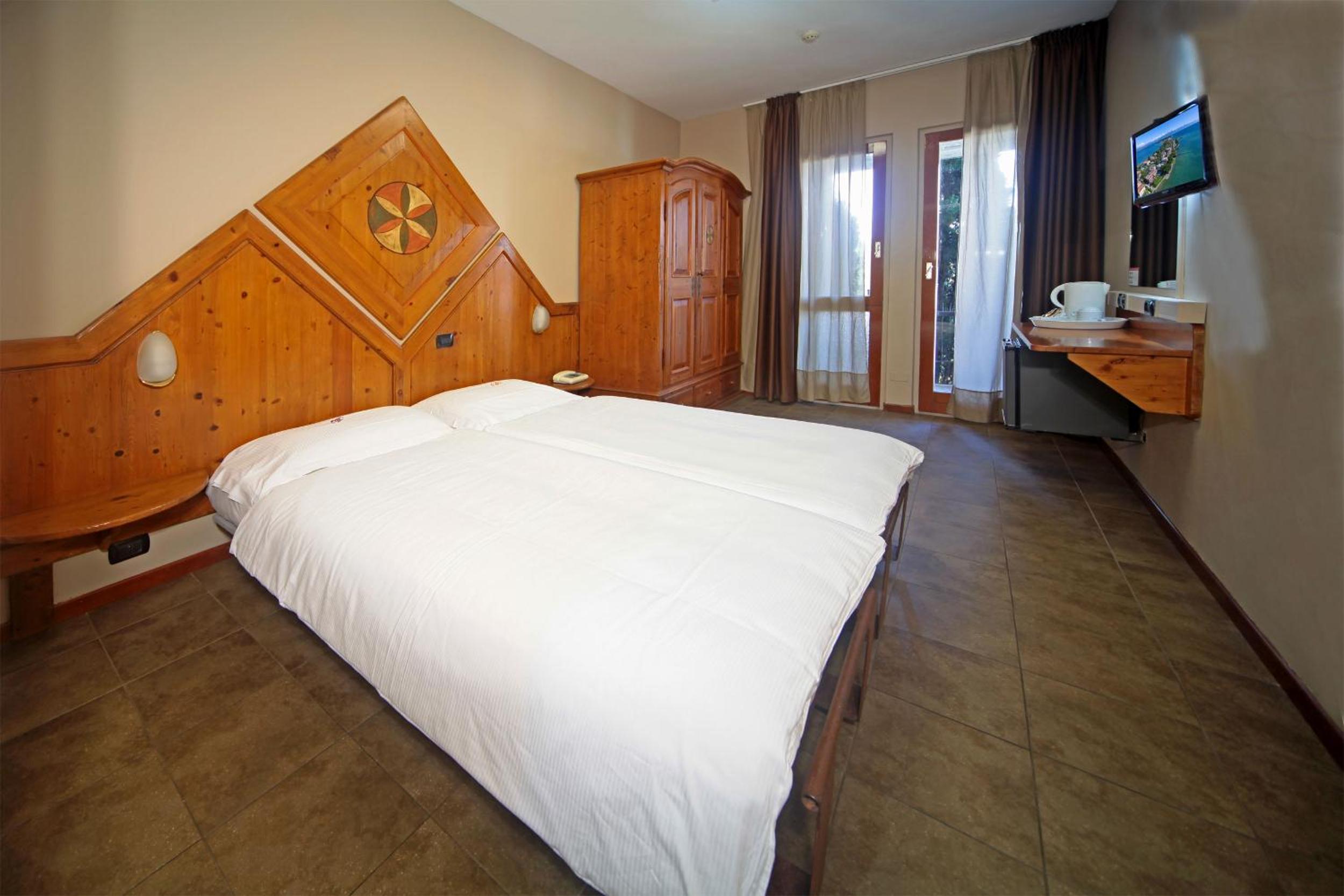 Economy Double or Twin Room