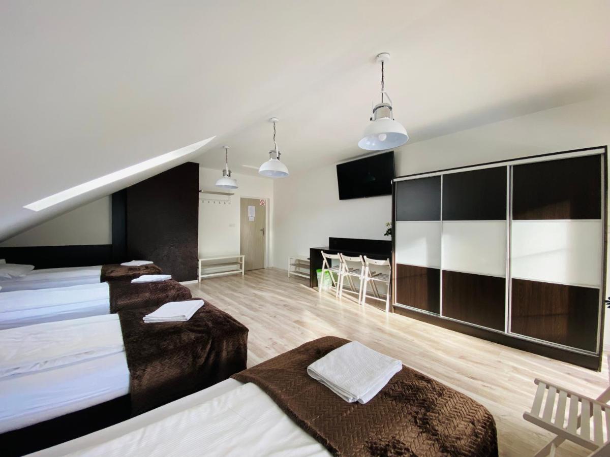 Quadruple Room with Balcony photo 3