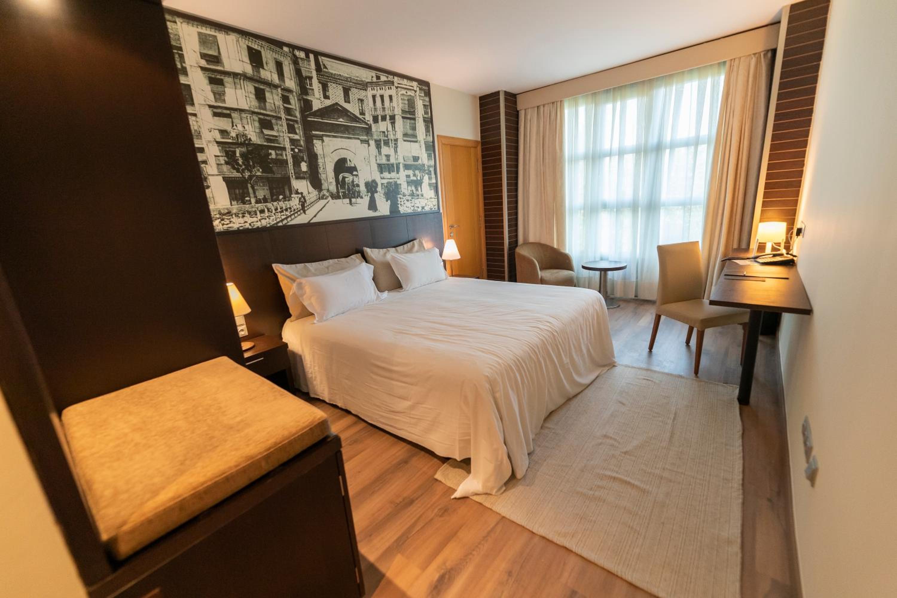 Double Room - Photo 4
