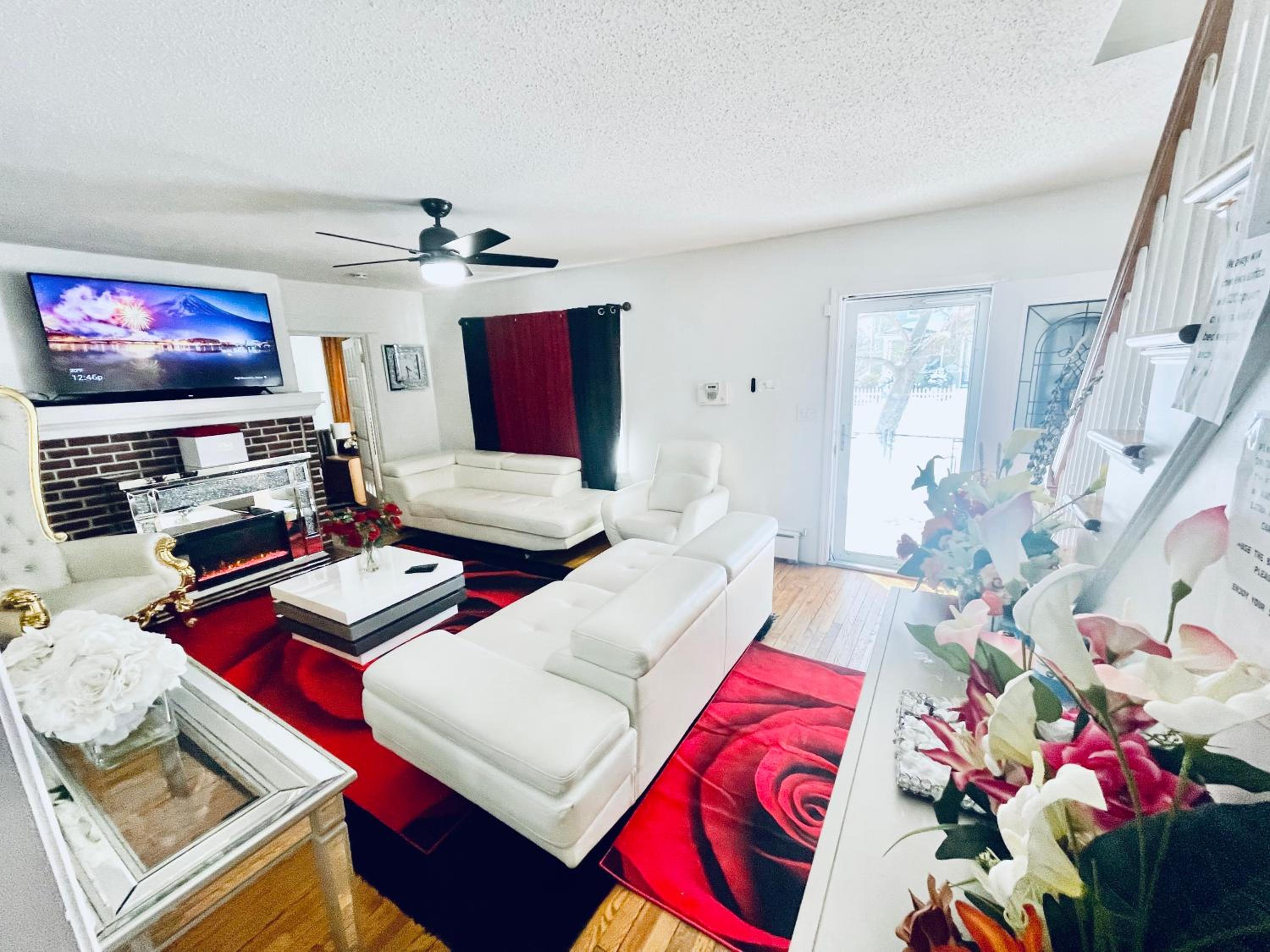 Four-Bedroom House photo 1