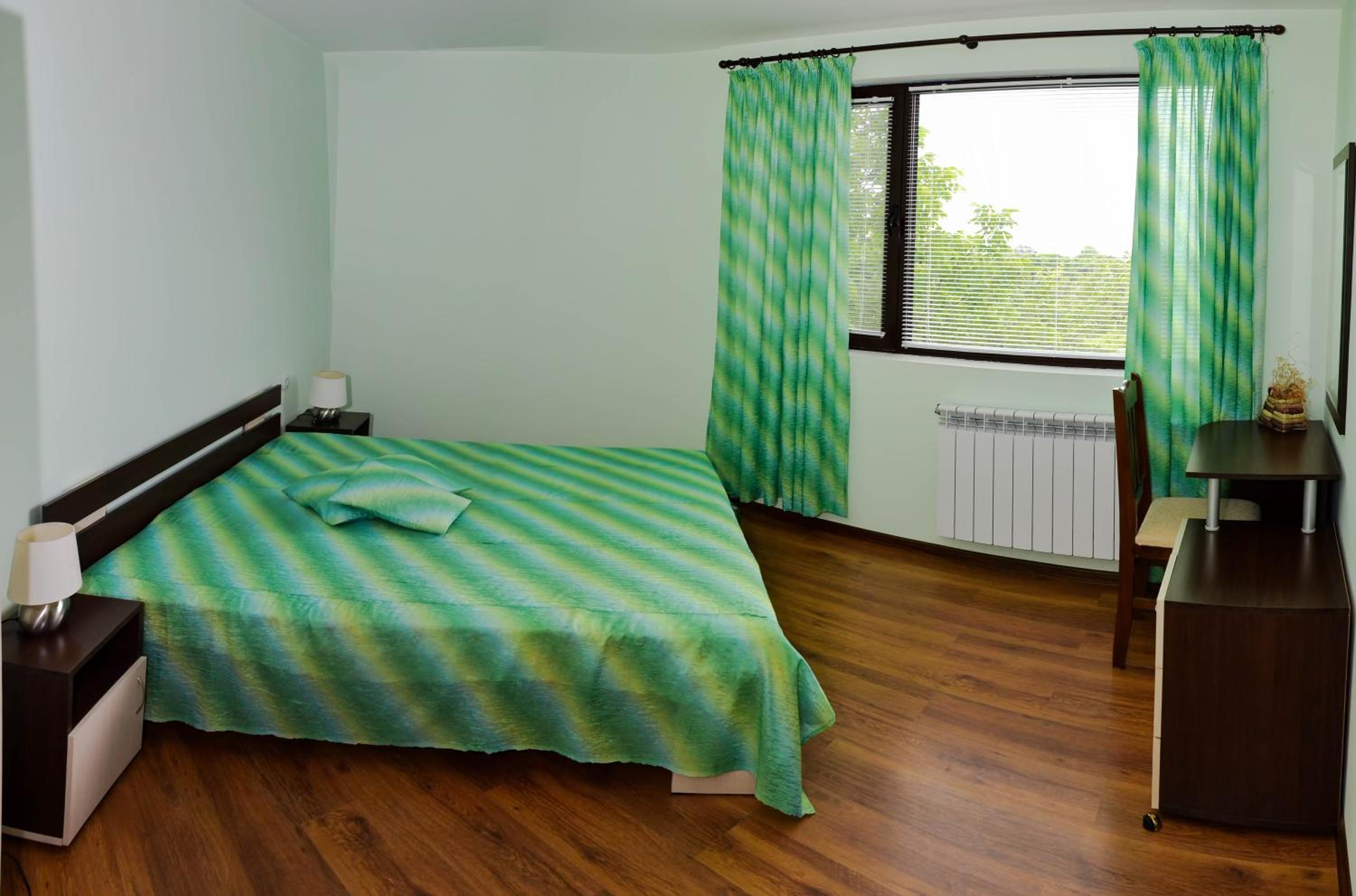 One-Bedroom Suite