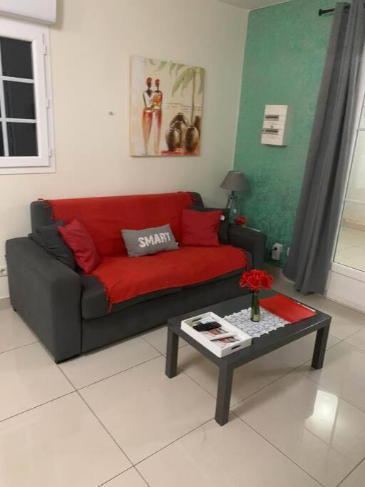Two-Bedroom Apartment photo 2
