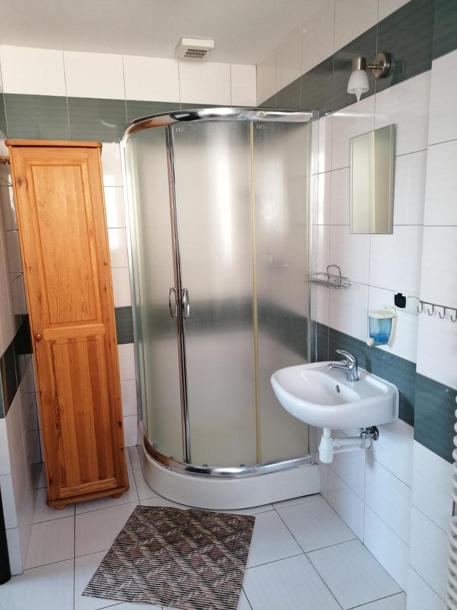 Triple Room with Private Bathroom photo 3