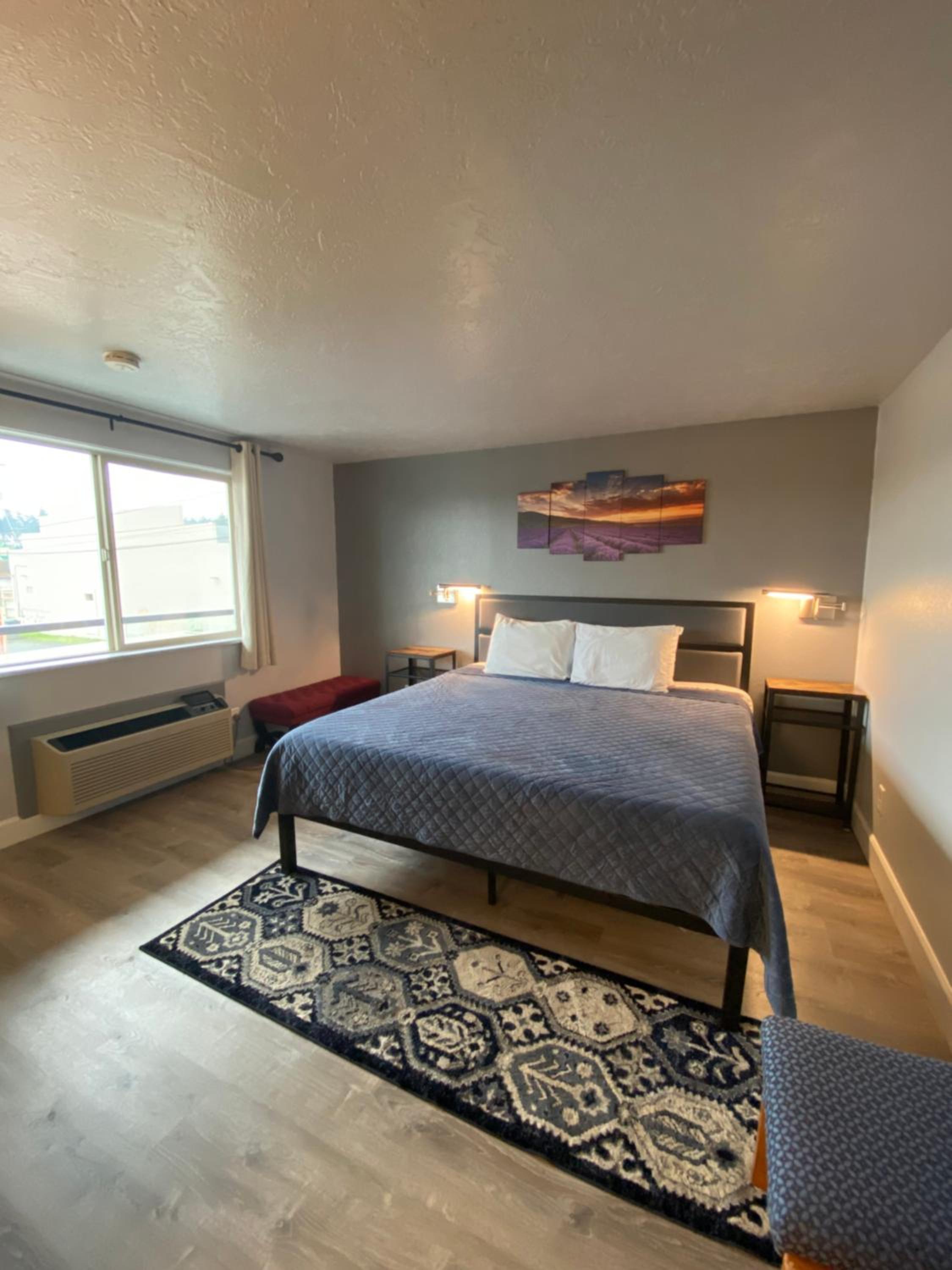 Standard King Room photo 2